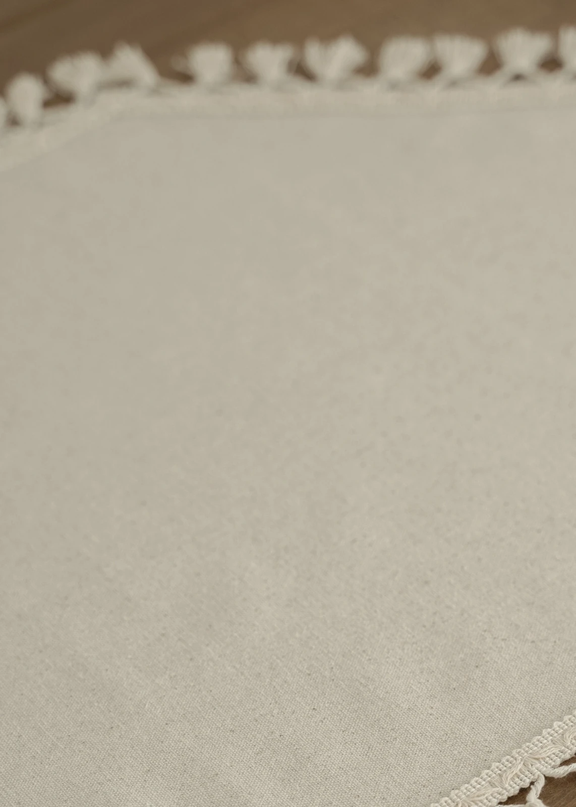 Bej Püsküllü Dekoratif Masa Runner (50x140 cm)