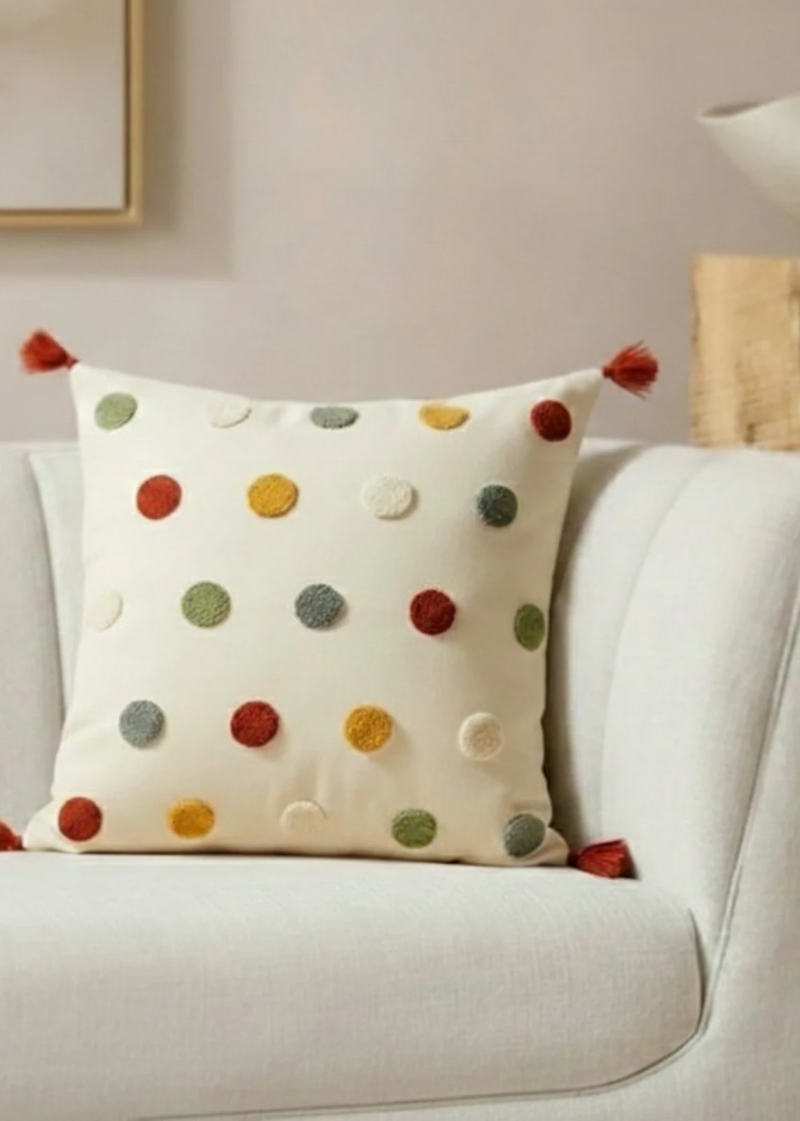 Renkli Nokta Punch Nakışlı Dekoratif Püsküllü Kırlent Kılıfı Pamuk 42x42 cm