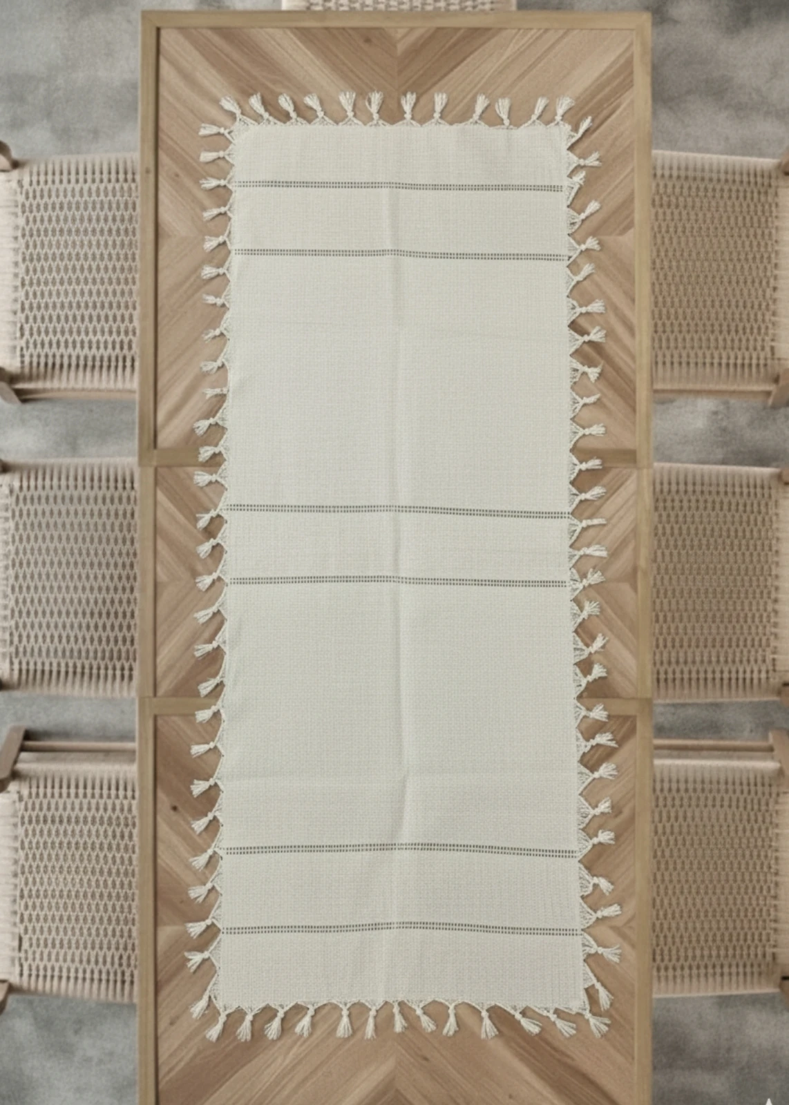 Bej Püsküllü Dokuma Masa Runnerı (55x135 cm)