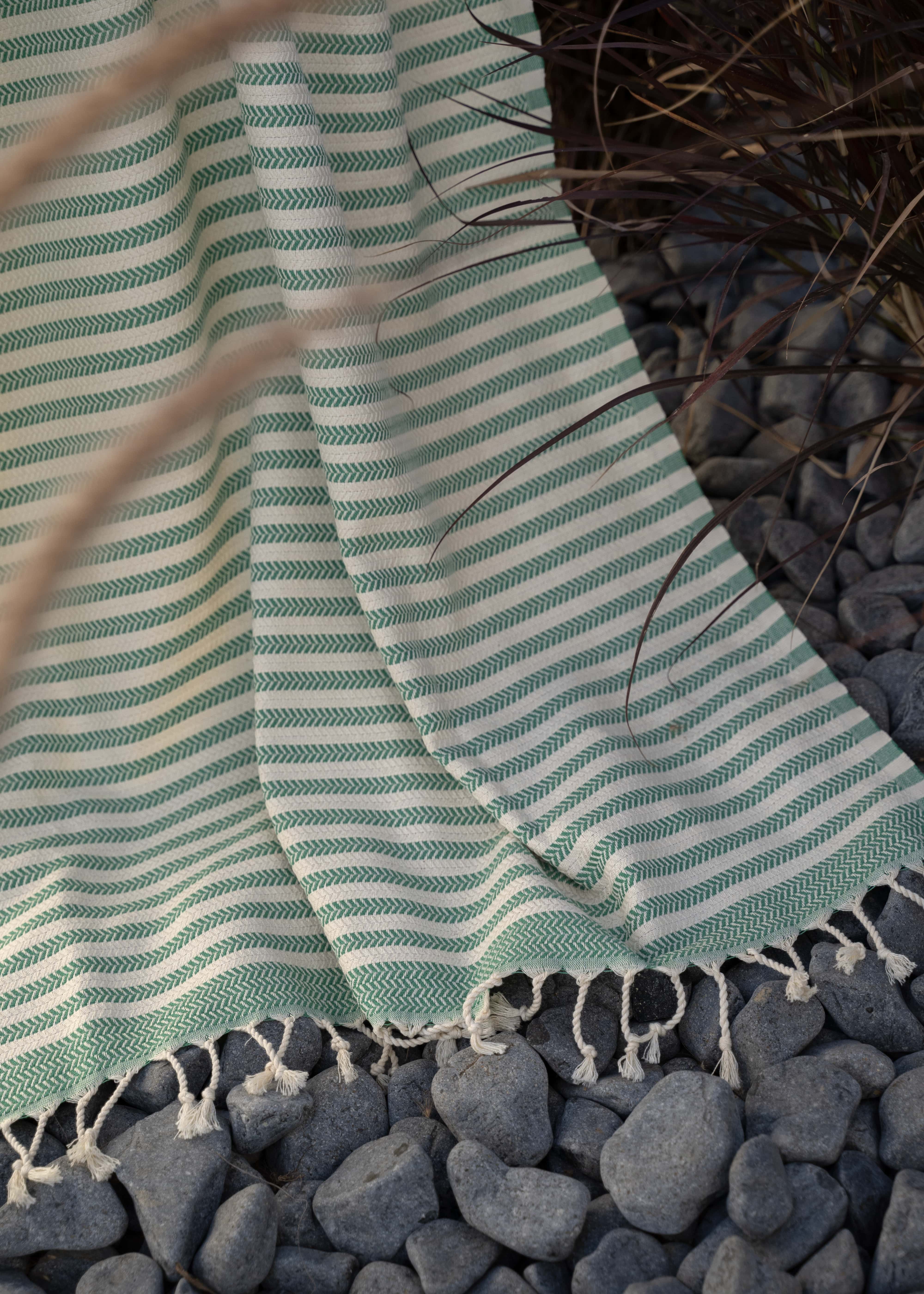 Buldan İşi Saç Örgü Desenli Benetton Renk Pamuk Peştemal – Plaj & Banyo Havlusu – 95×180 cm (Bena Koleksiyonu)