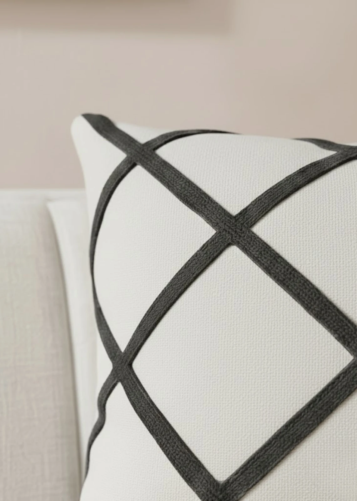 Renkli Ekose Punch Nakışlı Dekoratif Kırlent Kılıfı Pamuk 42x42 cm 