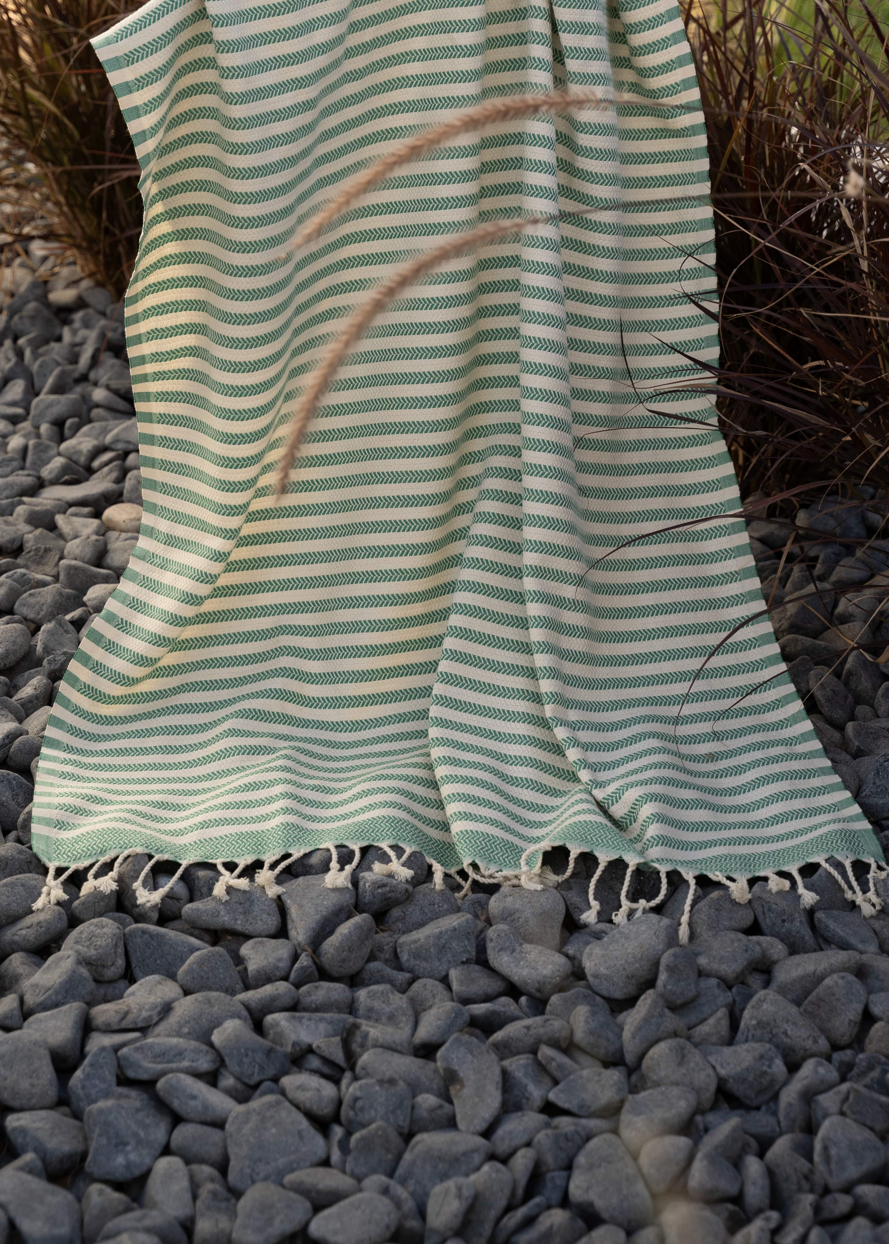 Buldan İşi Saç Örgü Desenli Benetton Renk Pamuk Peştemal – Plaj & Banyo Havlusu – 95×180 cm (Bena Koleksiyonu)