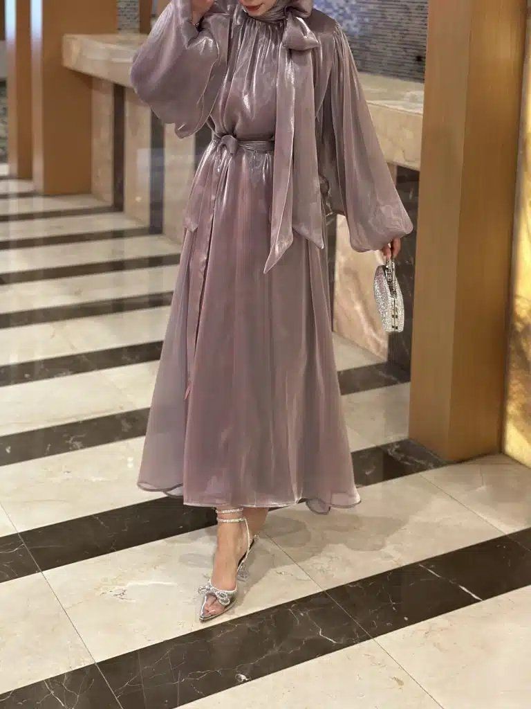 Shiny Elbise Gülkurusu
