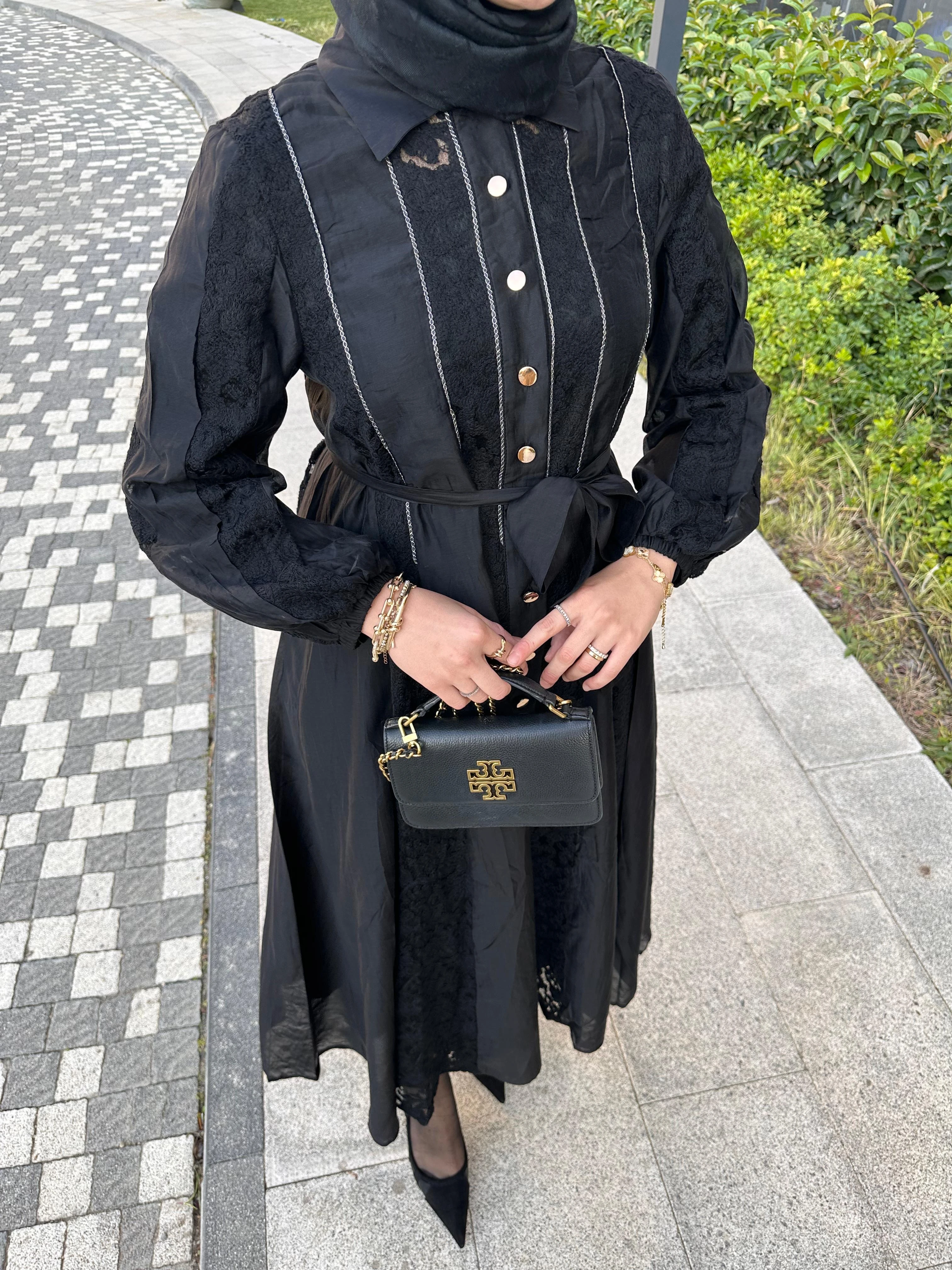 Dantel Detaylı İthal Elbise Siyah 