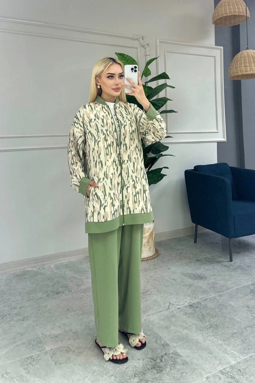 Wholesale Linda Fabric Patterned Zippered Three Piece Suit - 10689 Product Information - Khaki