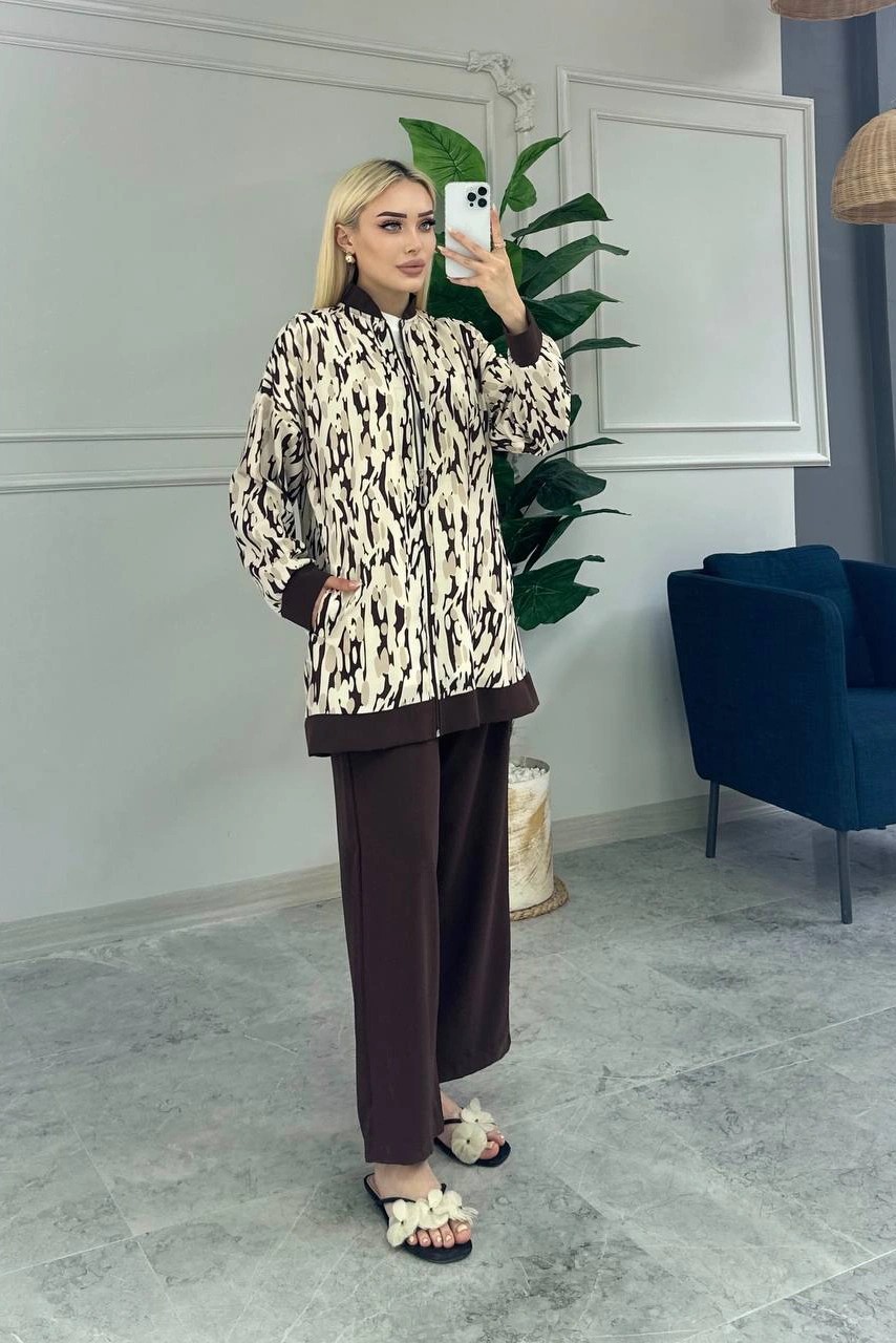 Wholesale Linda Fabric Patterned Zippered Three Piece Suit - 10689 Product Information - Brown