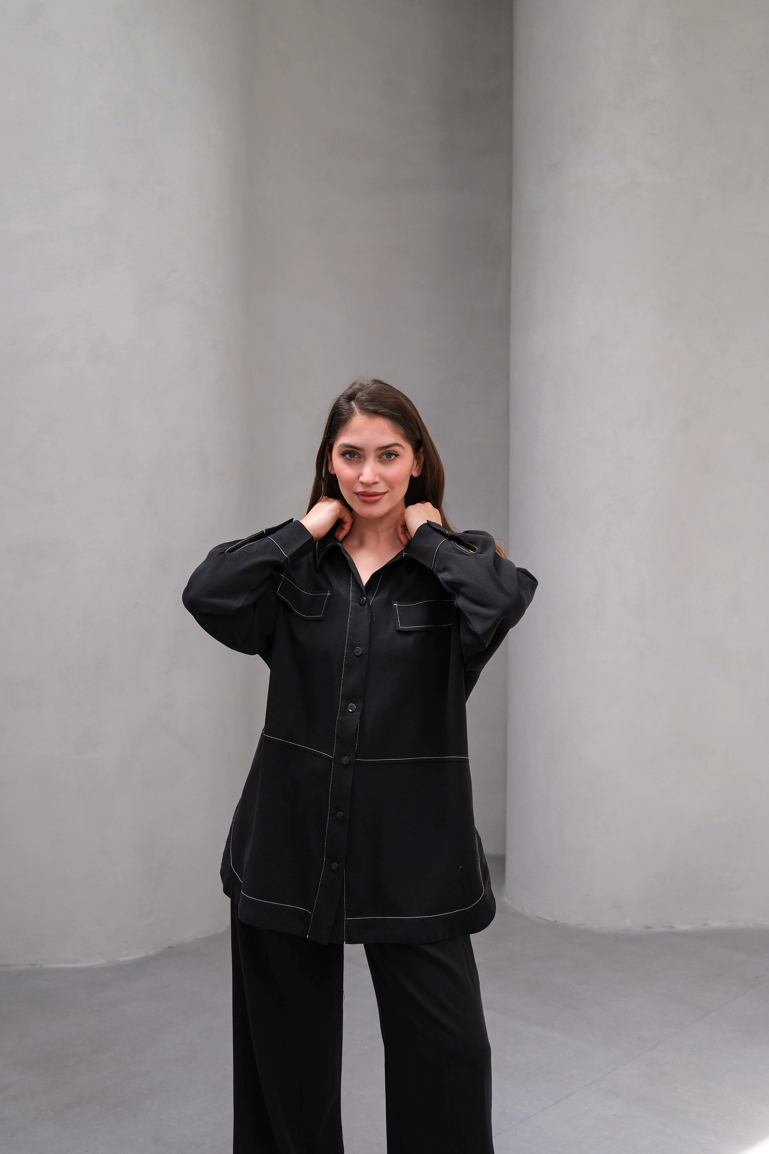 Wholesale Tencel Fabric Buttoned Flap Pocket Two Piece Suit - 10644 Product Information