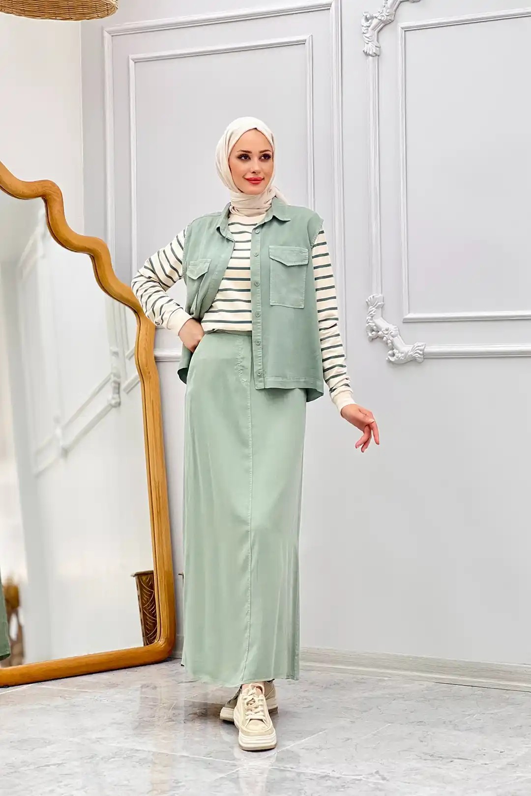 Wholesale Tencel Fabric Vest with Pockets, Tunic with Striped Skirt Set