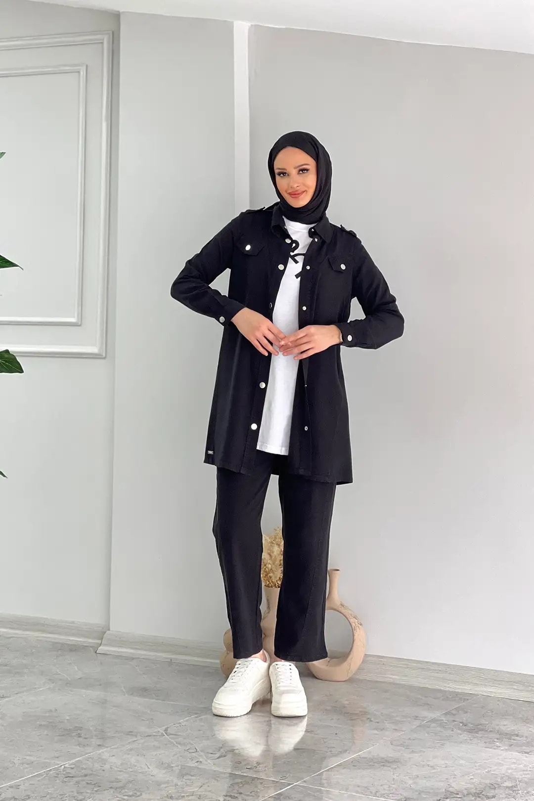 Toptan Ham Tensel Kumaş Cep Detaylı Çıtçıtlı Battal Beden Üçlü Takım - SİYAH