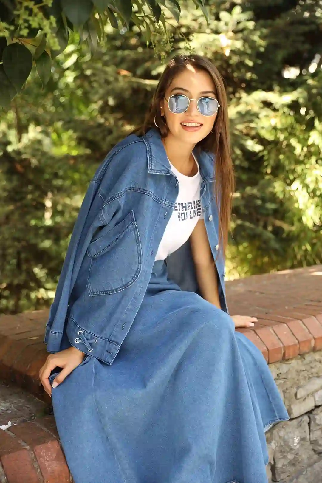 Wholesale Denim Fabric Front Buttoned Three-Piece Skirt Suit