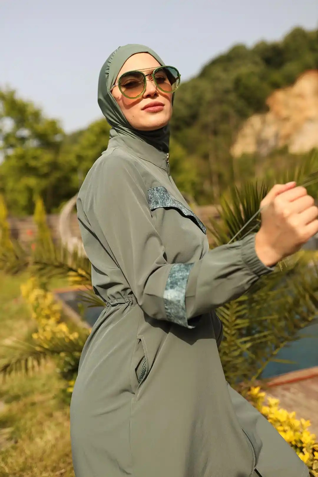 Beli Büzgülü ve Kolları Lastikli Polyester Elastan Tesettür Mayo 10366