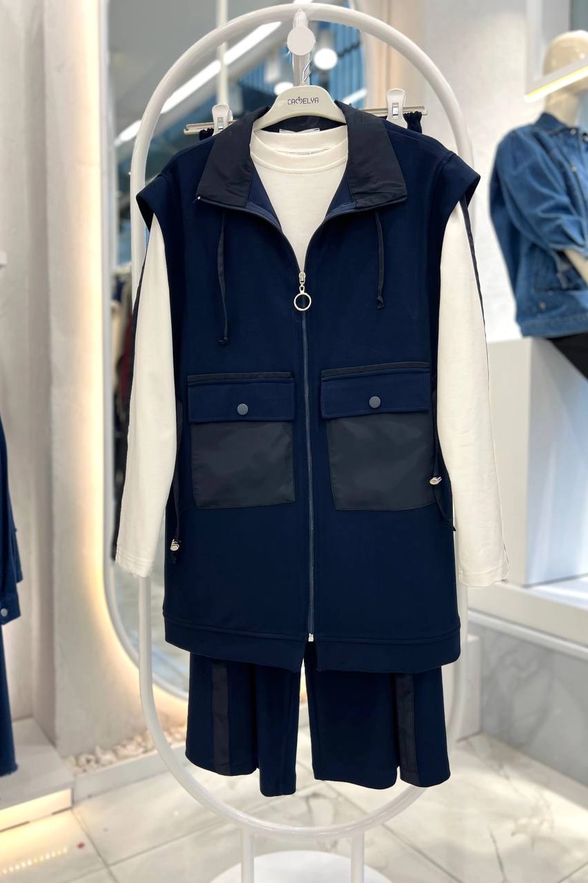 طقم ثلاثي من قماش أويشو مع جيوب بغطاء – بيع جملة