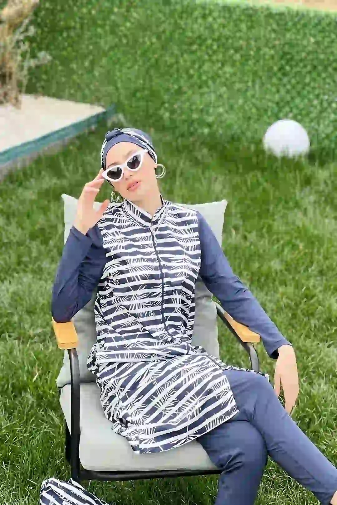 Toptan Polyester Dokuma Palmiye Desenli Boydan Fermuarlı Dörtlü Tesettür Mayo - LACİVERT