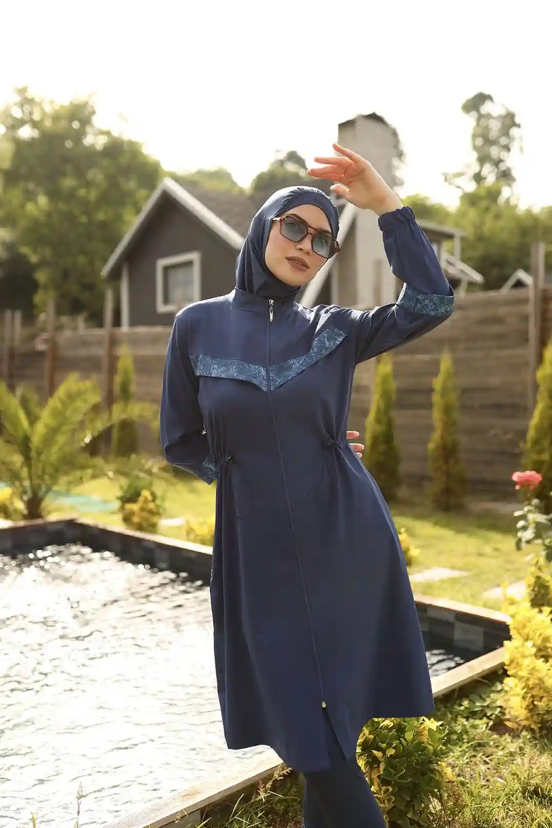 Beli Büzgülü ve Kolları Lastikli Polyester Elastan Tesettür Mayo 10366