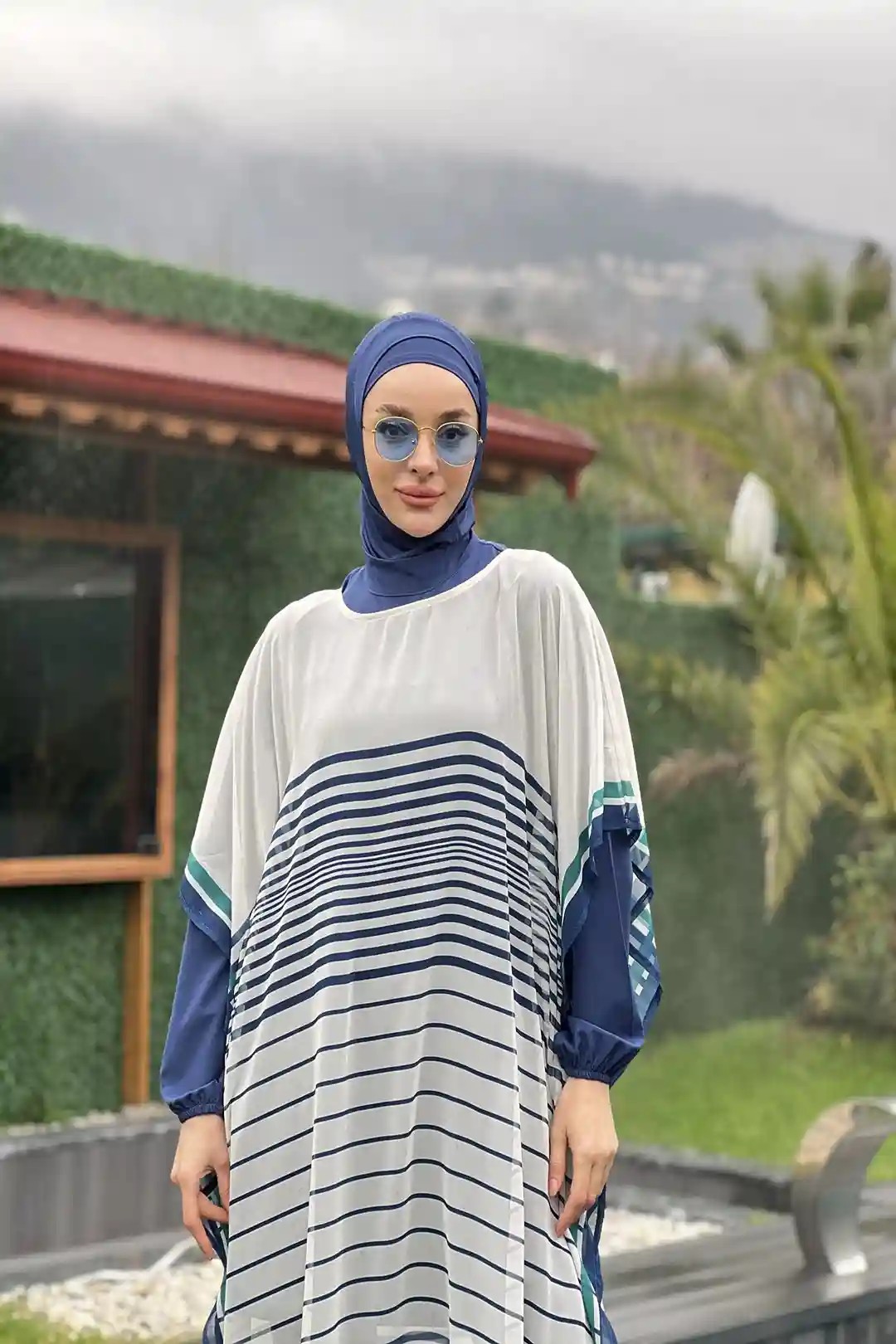 Toptan Polyester Elastan Kumaş Yan Çizgili Kolları Lastikli Dörtlü Tesettür Mayo - LACİVERT