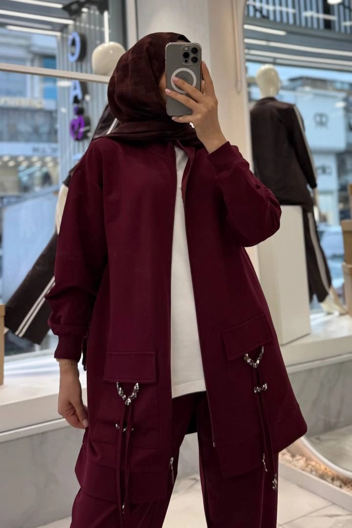 Wholesale Two-Thread Fabric Two-Piece Set with Stone-Embellished Pocket and Tie Detail