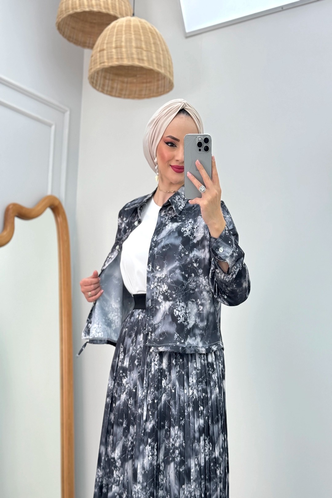 Toptan Saten Kumaş Eteği Pileli Beli İpli Etek Takım