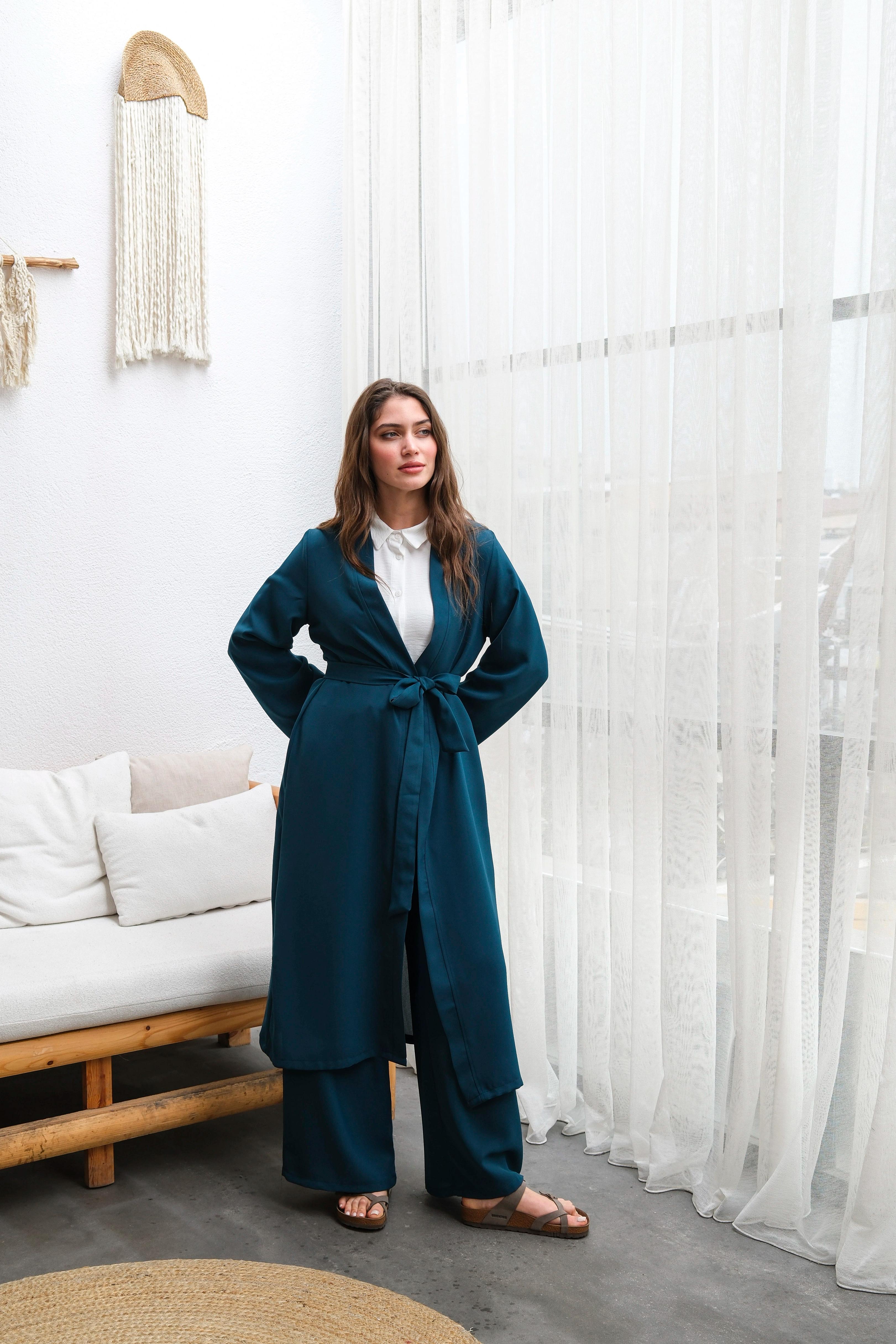 Wholesale Thin Crepe Fabric Belted Double Size Double Suit - b10634 Product Information - Oil Blue