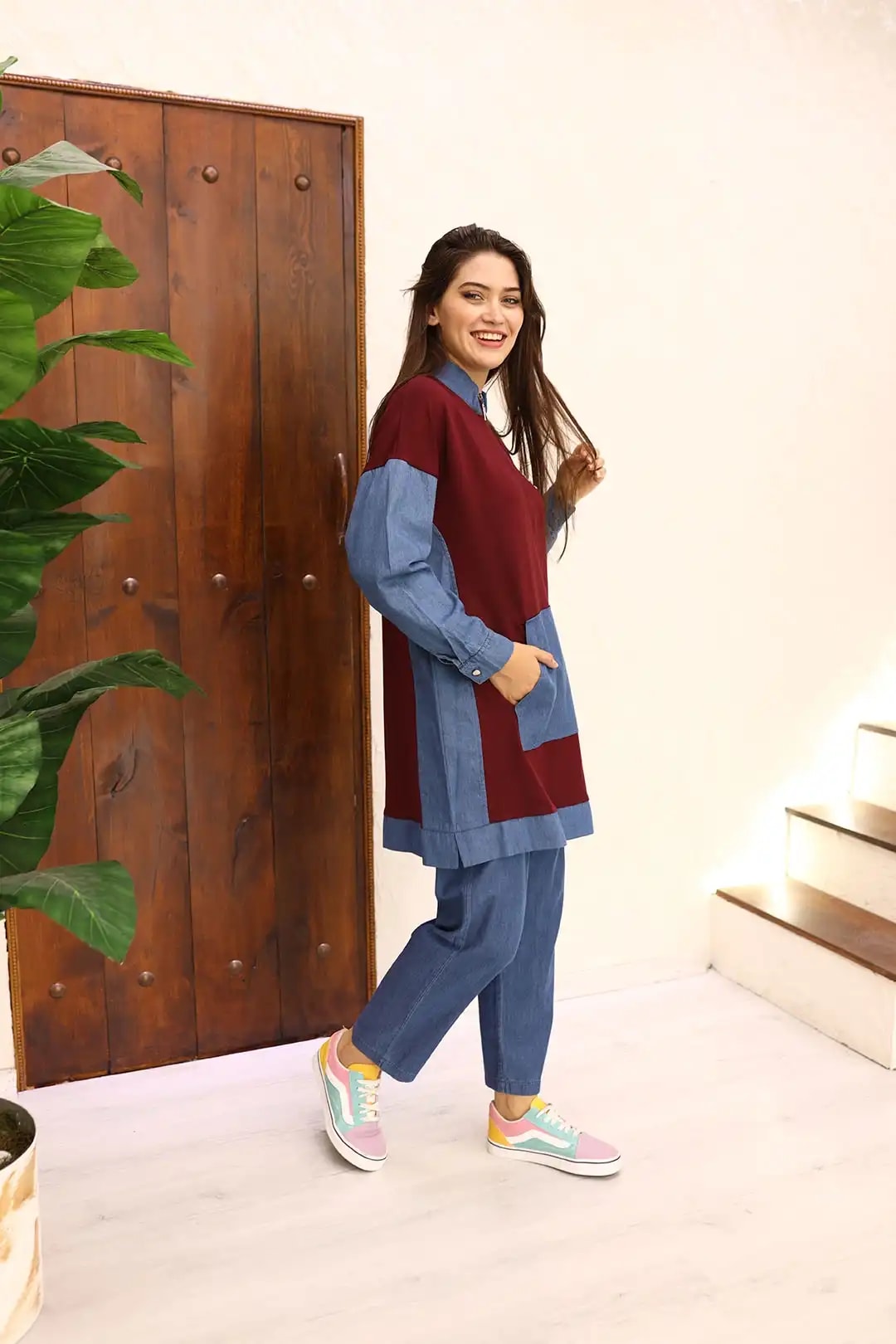 Wholesale Denim Two-Thread Fabric Stone Detailed Two-Piece Suit - Burgundy