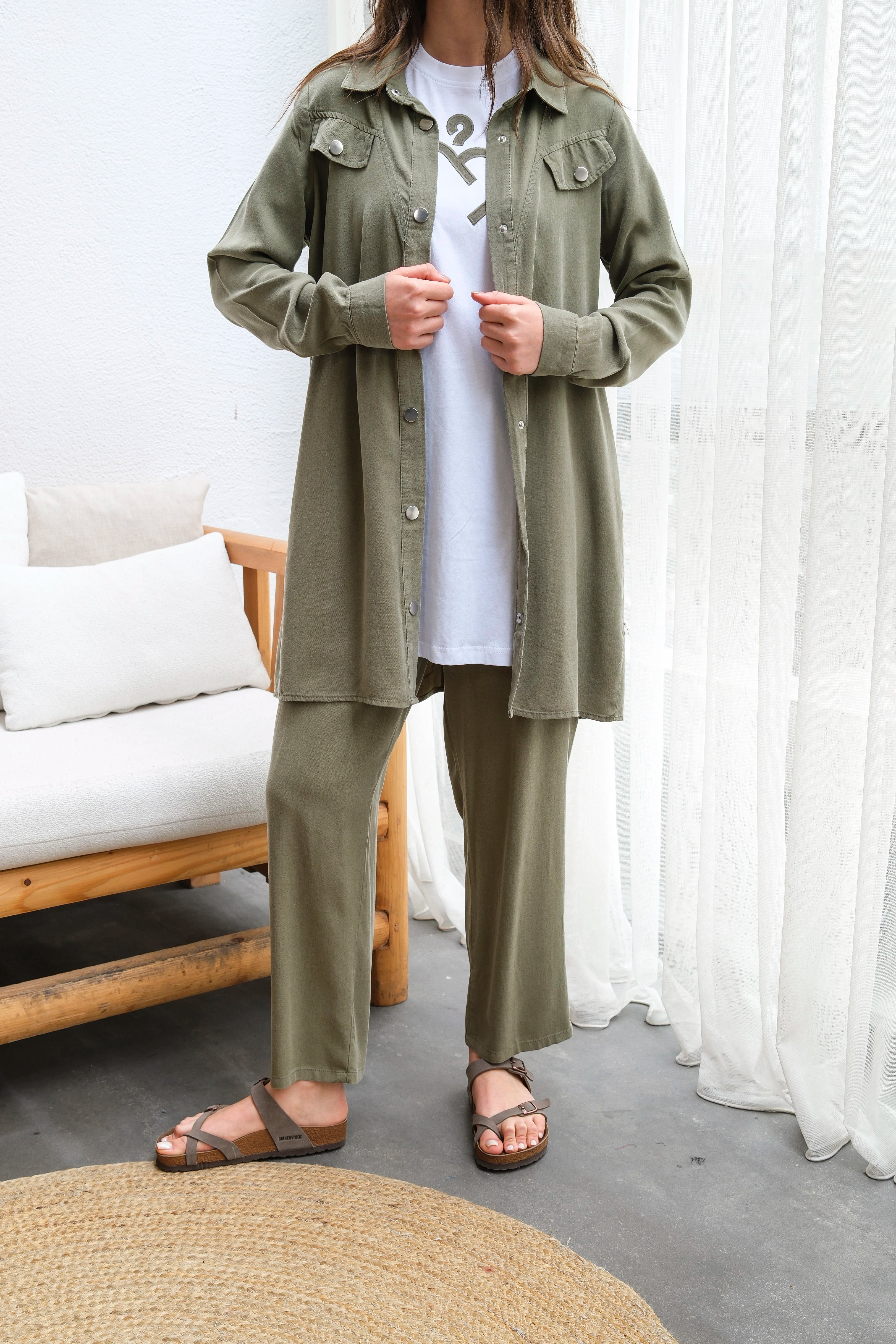 Toptan Ham Tensel Kumaş Cep Detaylı Çıtçıtlı Üçlü Takım