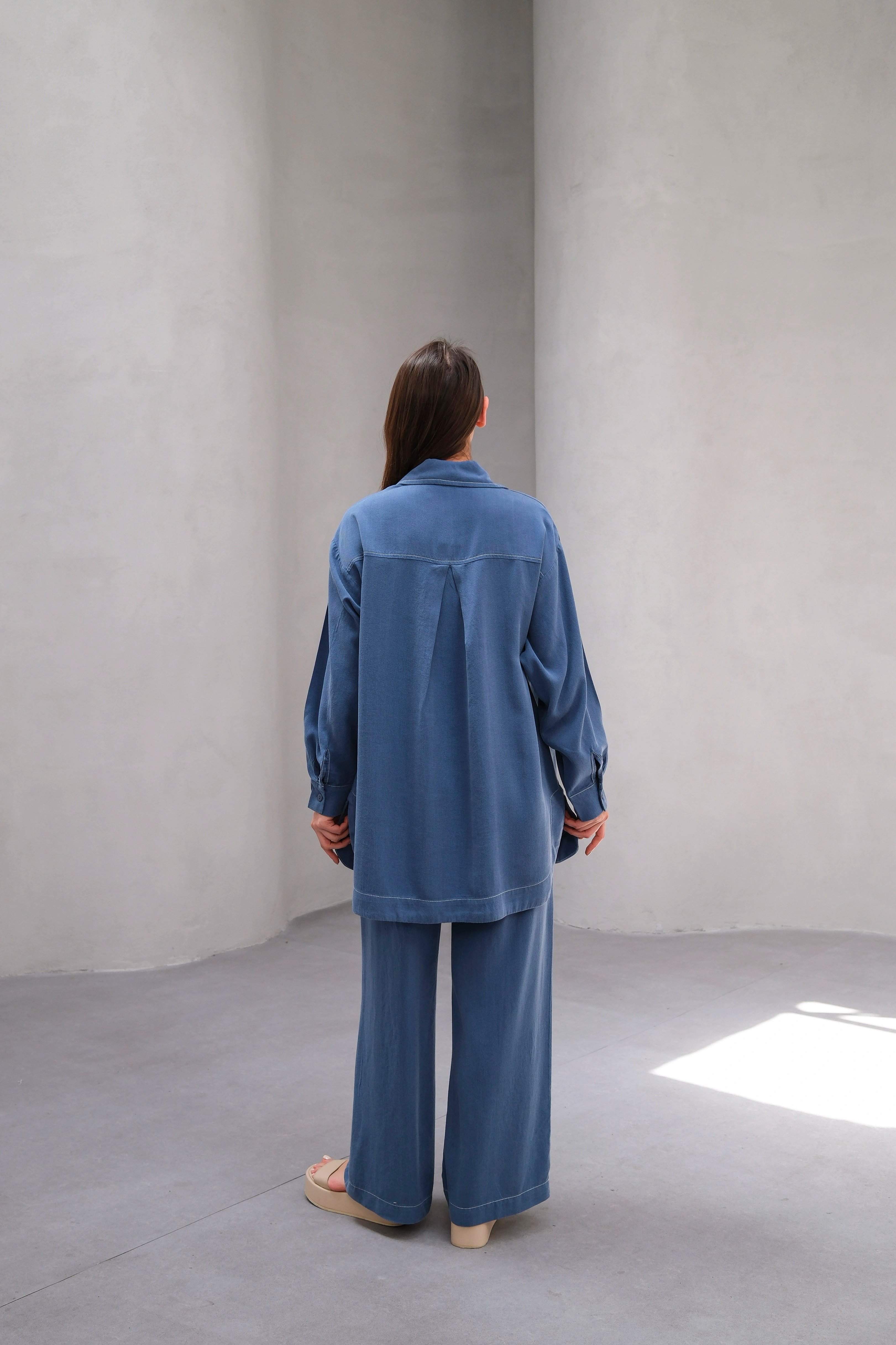 Wholesale Tencel Fabric Buttoned Flap Pocket Two Piece Suit - 10644 Product Information - Indigo