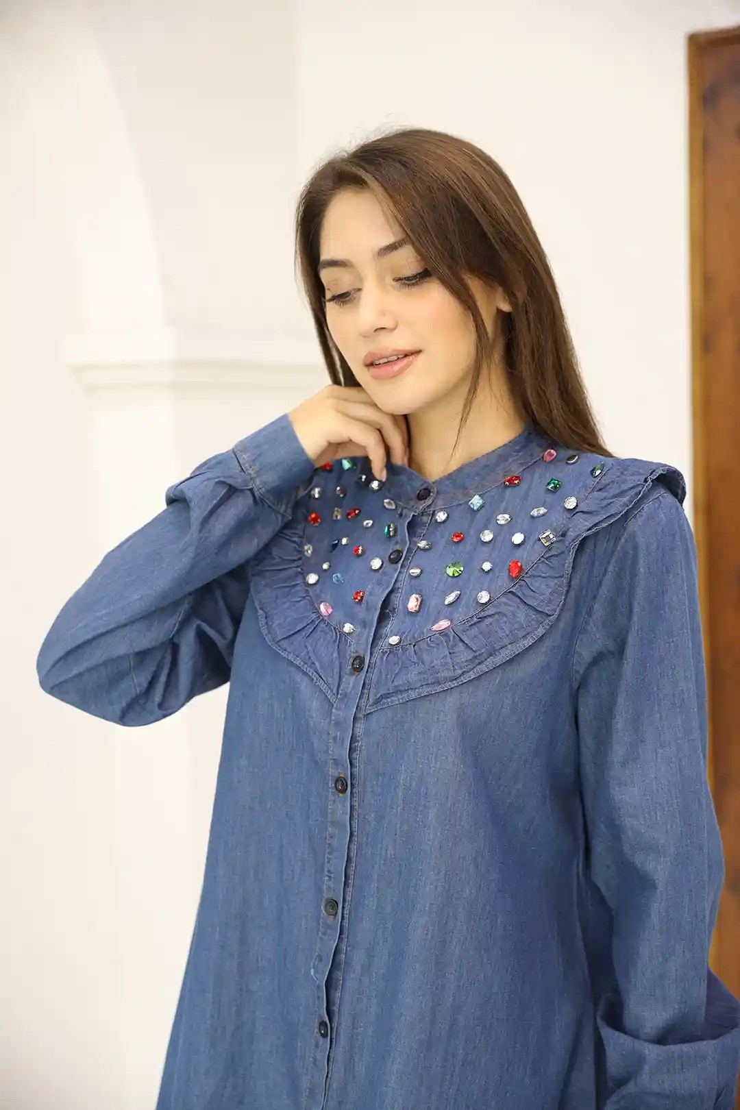 Renkli Taş İşlemeli Kot Kumaş Düğmeli Tunik 9831