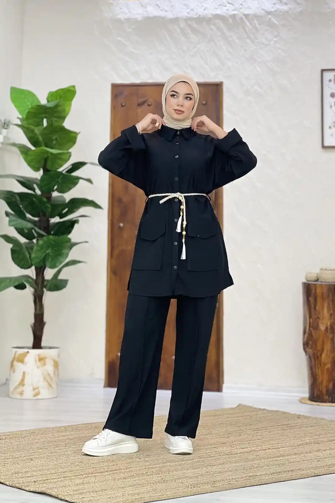 Wholesale Knitted Crinkle Fabric Buttoned Drawstring Detailed Two-Piece Suit