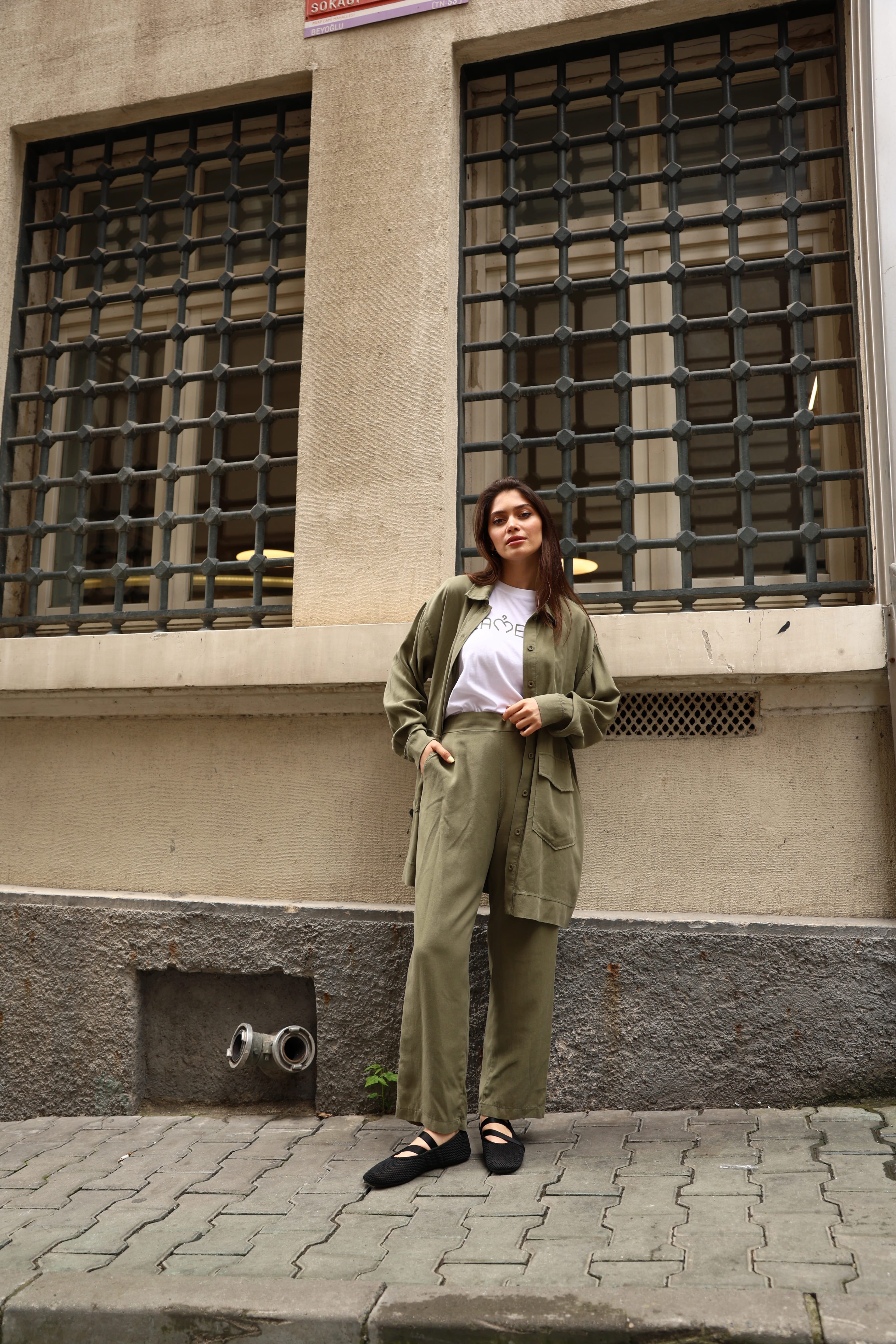 Toptan Tensel Kumaş Cepli Düğmeli Battal Beden Üçlü Takım