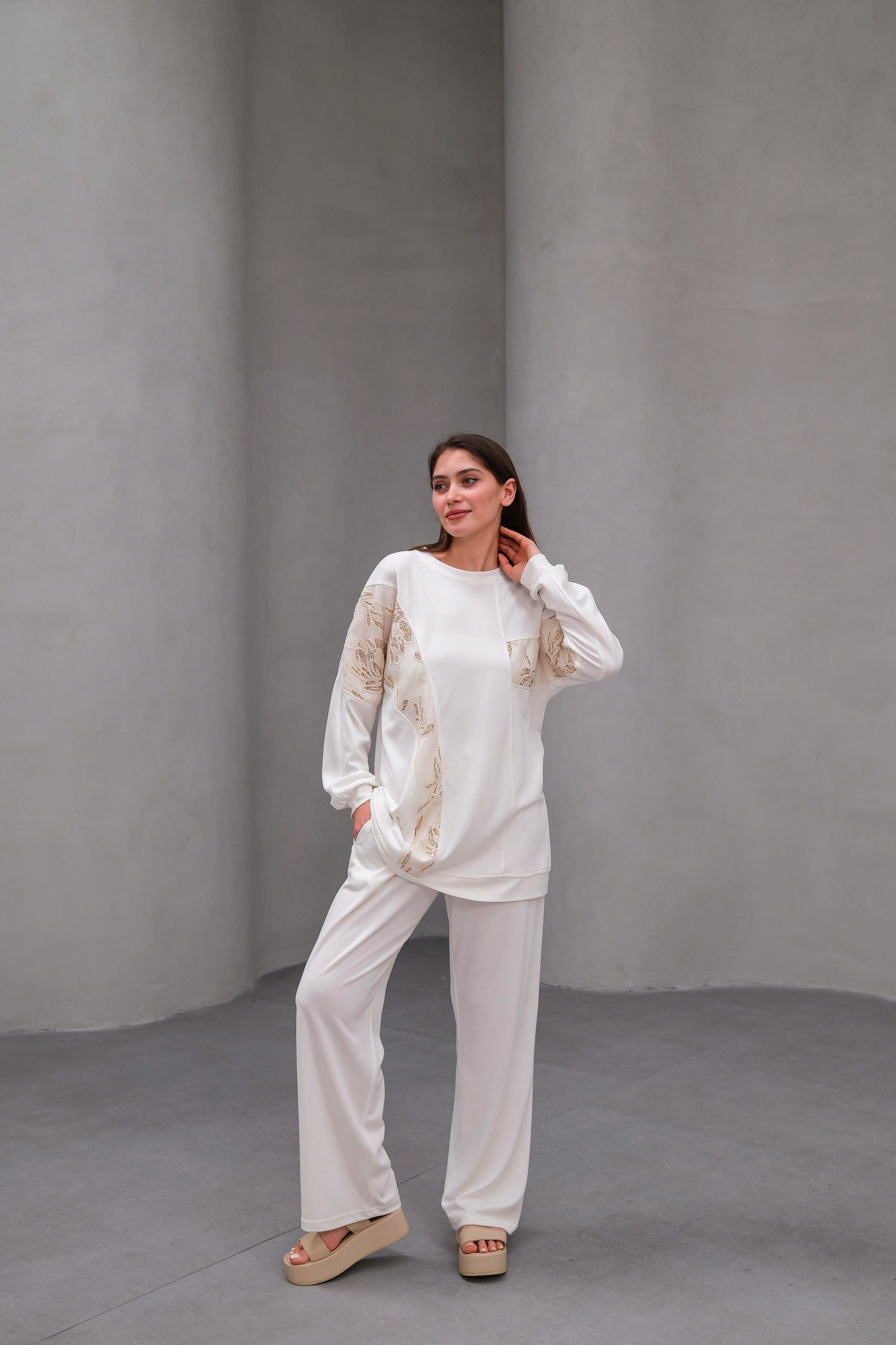 Wholesale Ecem Fabric Patterned Net Fabric Detailed Two Piece Suit - 10655 Product Information - White