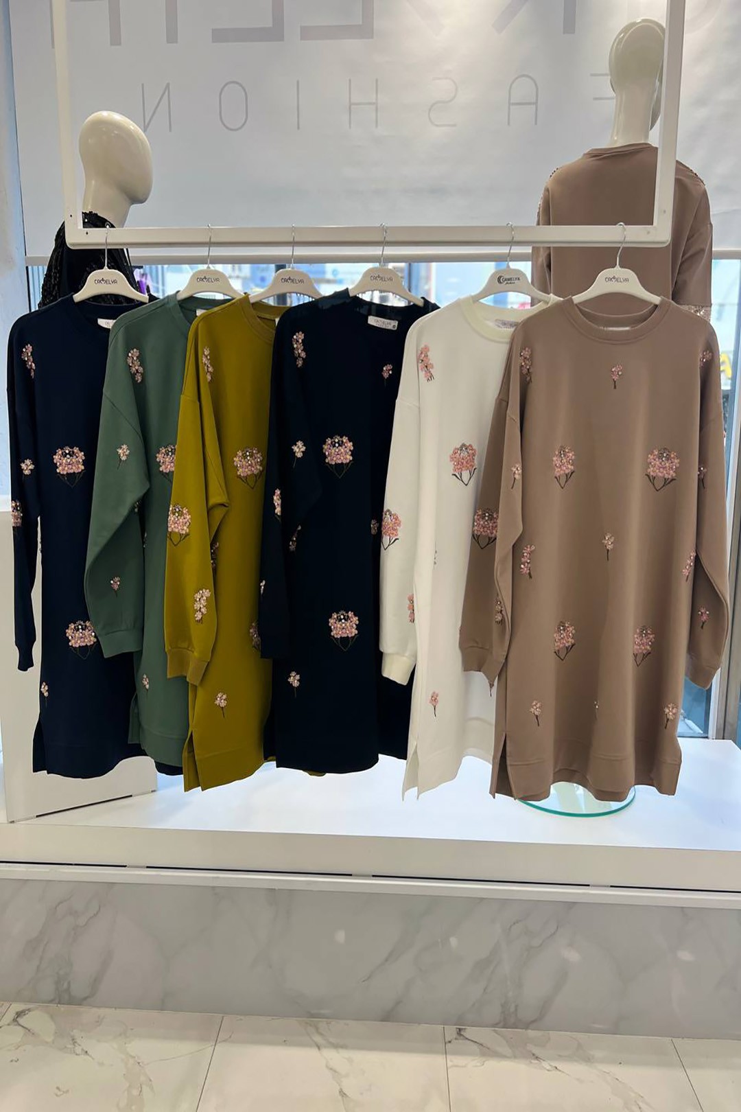Wholesale Two-Thread Fabric Flower Embroidered Low Sleeve Side Slit Tunic - Ecru