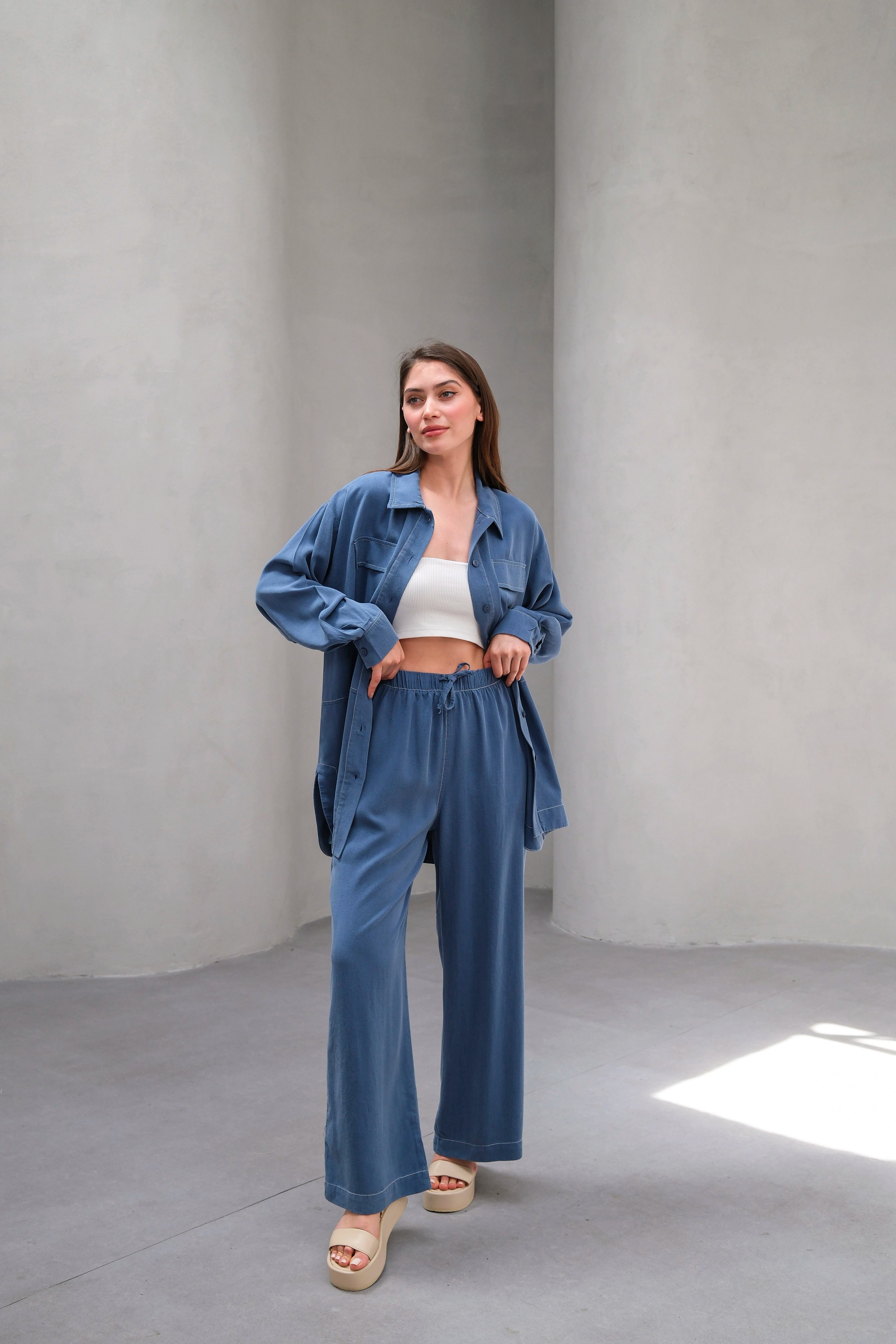 Wholesale Tencel Fabric Buttoned Flap Pocket Two Piece Suit - 10644 Product Information - Indigo