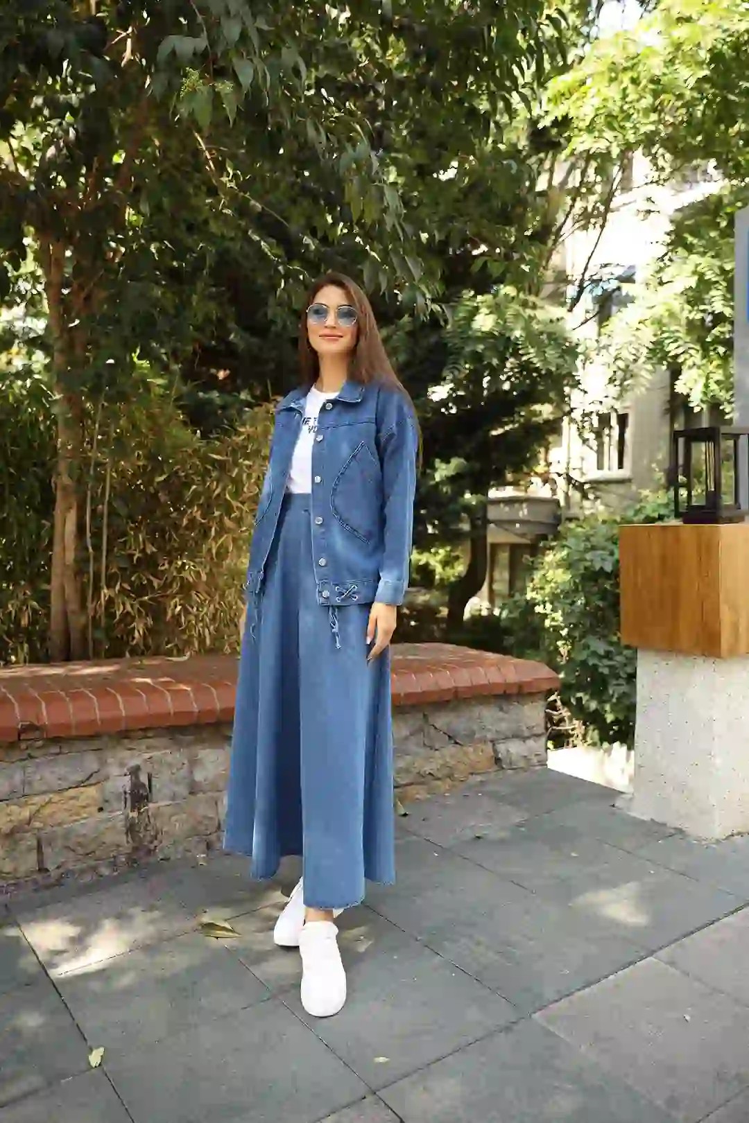 Wholesale Denim Fabric Front Buttoned Three-Piece Skirt Suit
