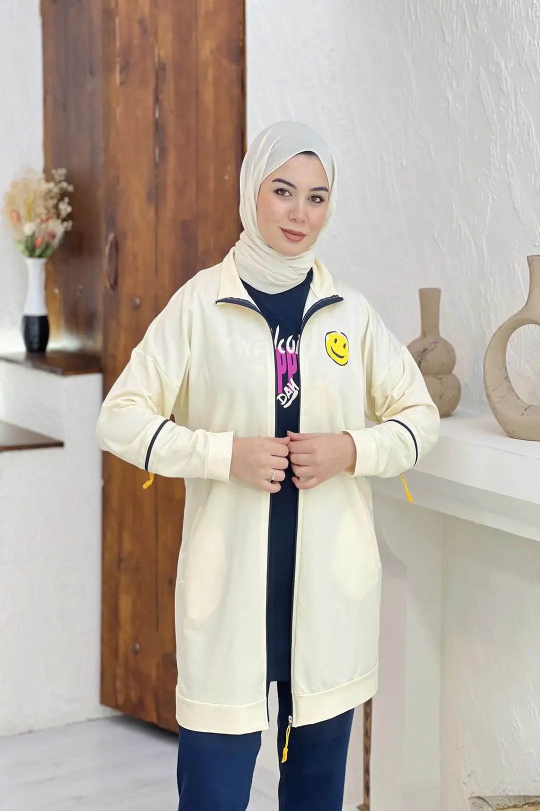 Toptan İki İplik Kumaş Smiley Detaylı Üçlü Takım - LACİVERT