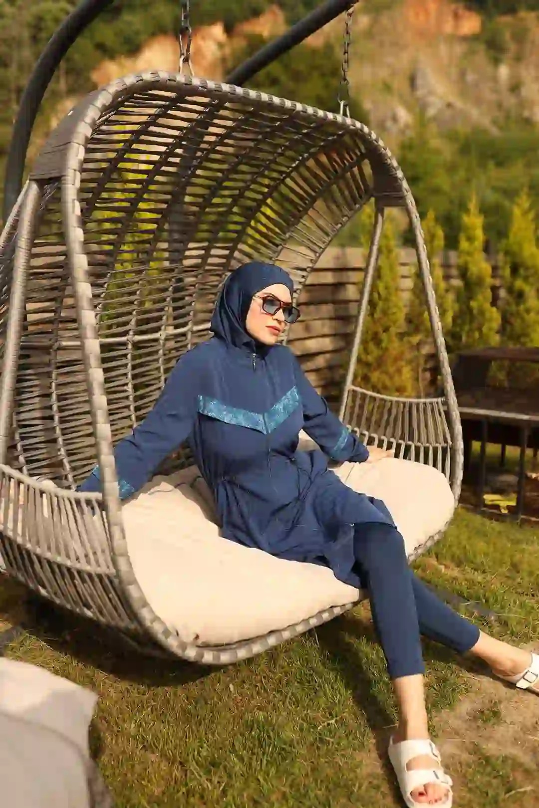 Beli Büzgülü ve Kolları Lastikli Polyester Elastan Tesettür Mayo 10366