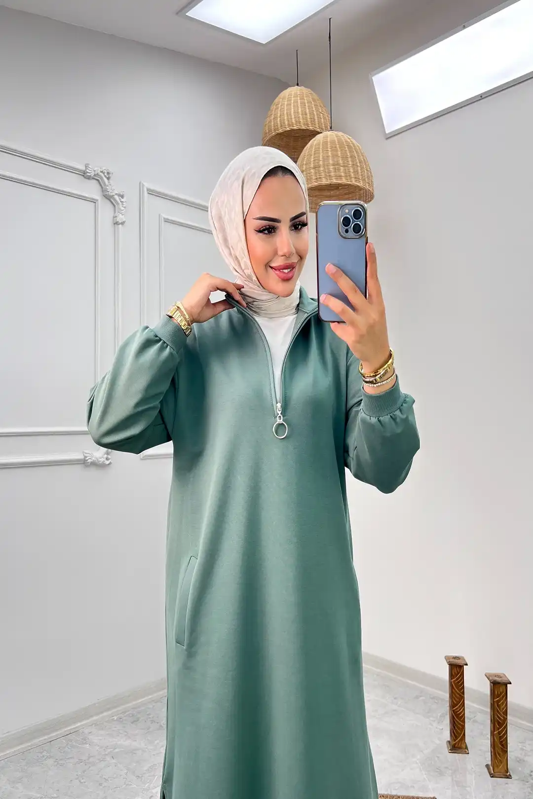 Wholesale Two-Ply Fabric Zippered Collar Pocket Two-Piece Suit - Mint Green