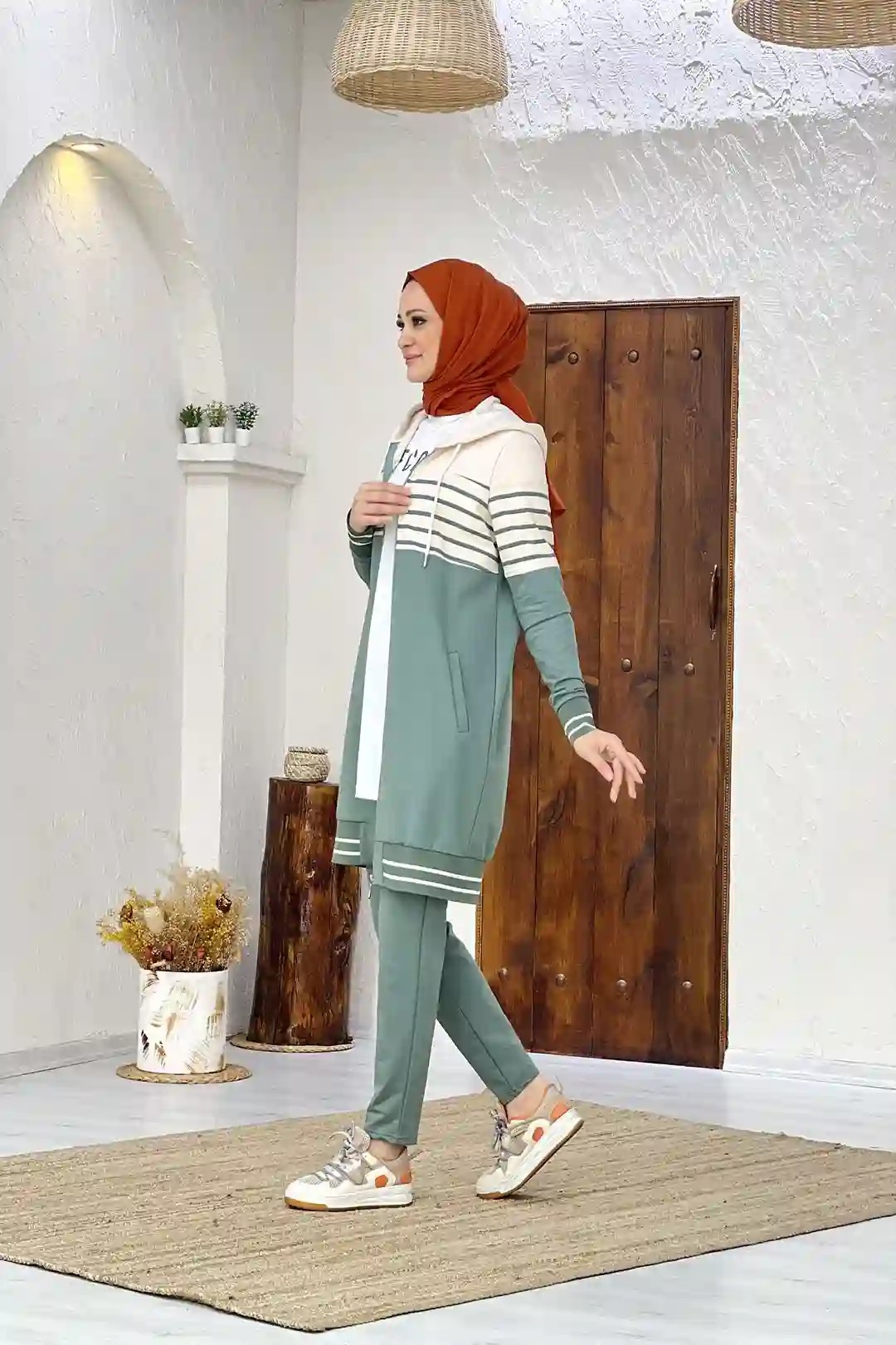Wholesale Two-Thread Fabric Hooded Stripe Detailed Three-Piece Suit - Mint Green