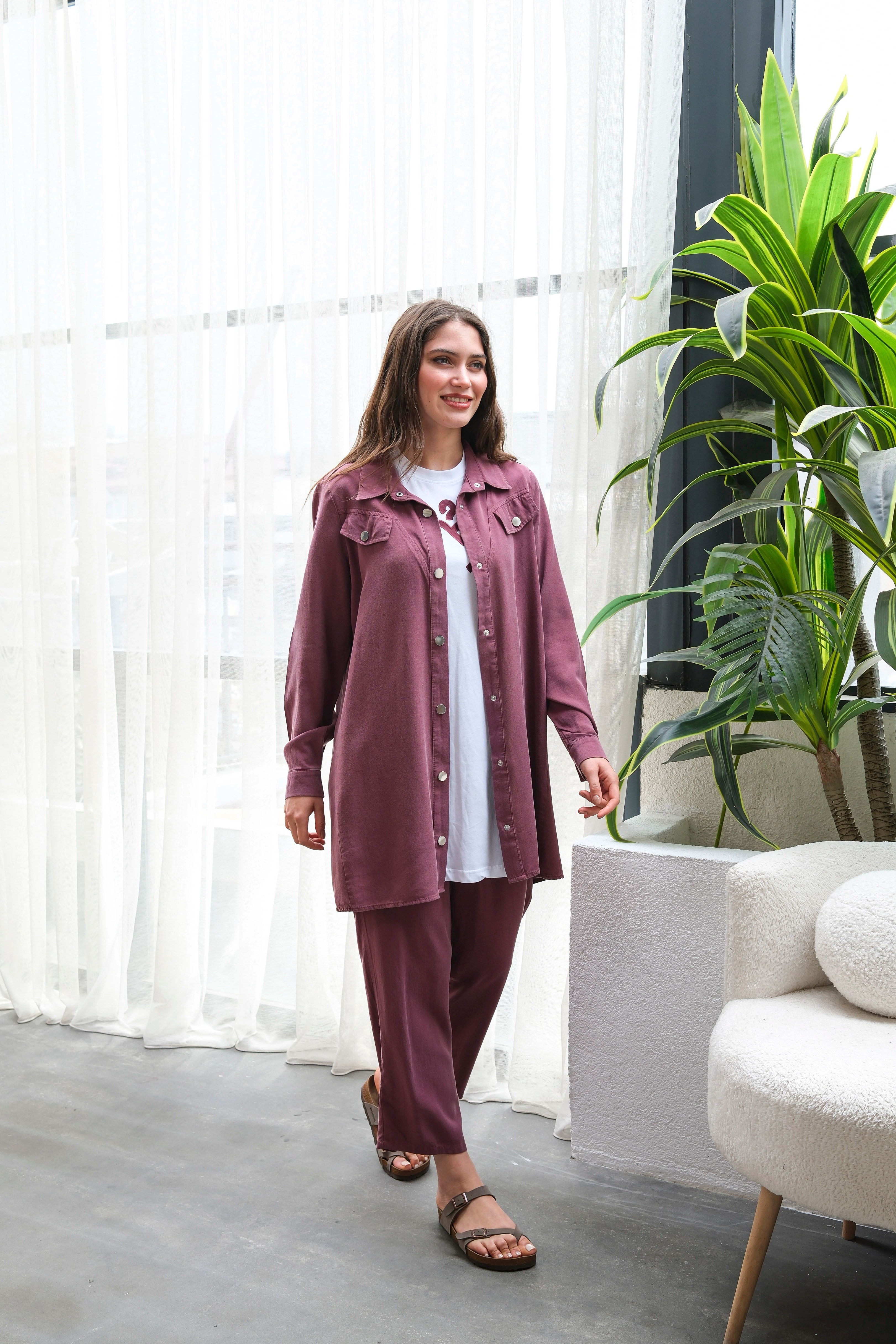 Wholesale Raw Tencel Fabric Pocket Detailed Snap Three-Piece Suit - Burgundy