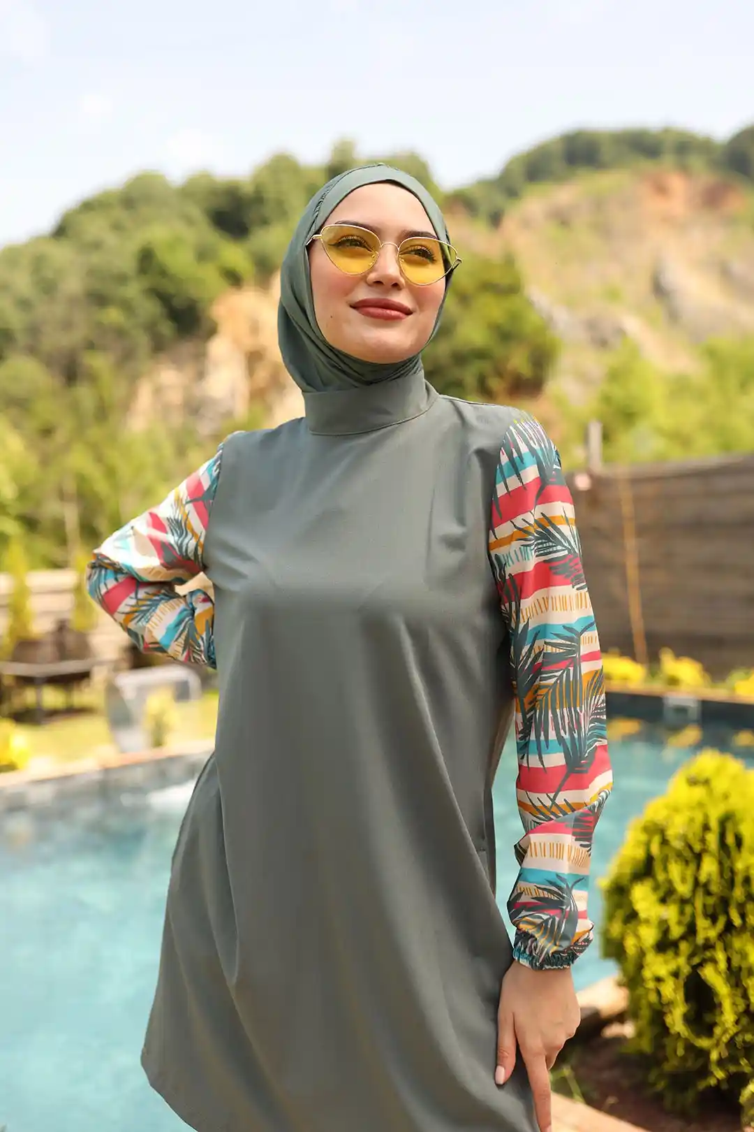 Toptan Polyester Elastan Kumaş Kolları Lastikli Yaprak Desenli Tesettür Mayo - MİNT YEŞİLİ