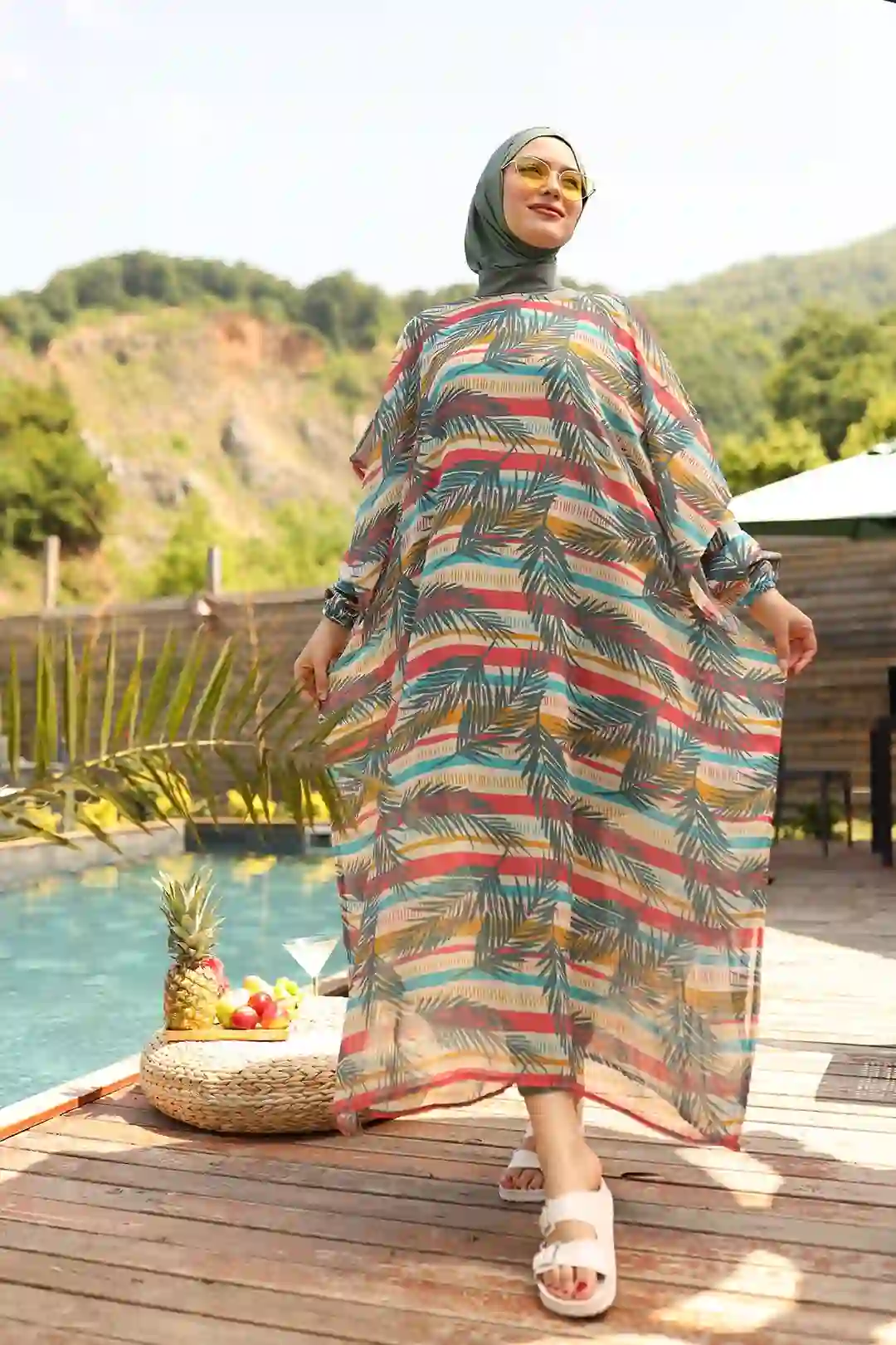 Toptan Polyester Elastan Kumaş Kolları Lastikli Yaprak Desenli Tesettür Mayo - MİNT YEŞİLİ