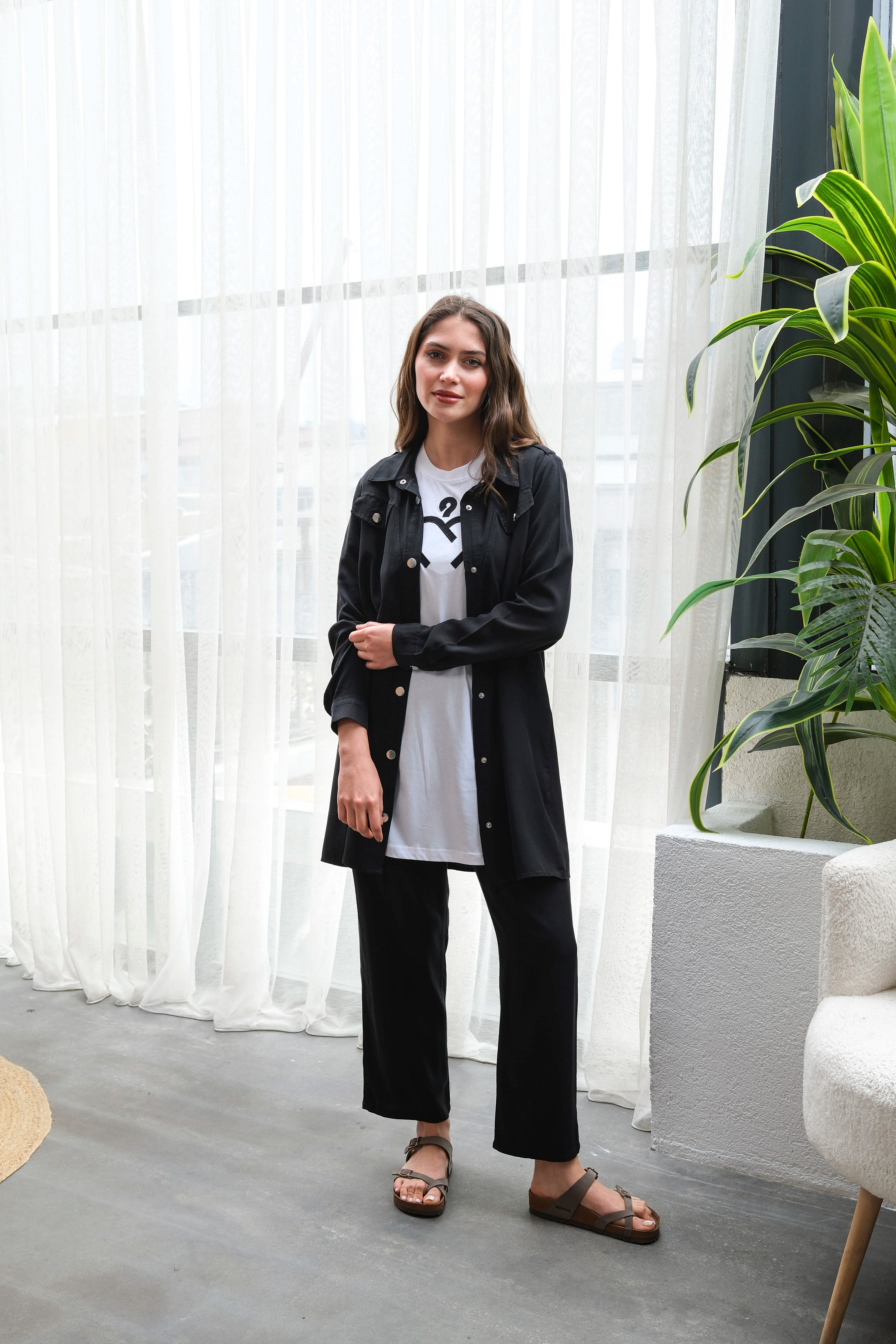 Wholesale Raw Tencel Fabric Pocket Detailed Snap Three-Piece Suit - Black