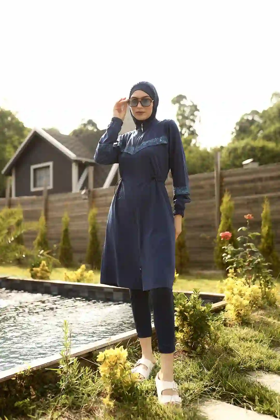 Beli Büzgülü ve Kolları Lastikli Polyester Elastan Tesettür Mayo 10366