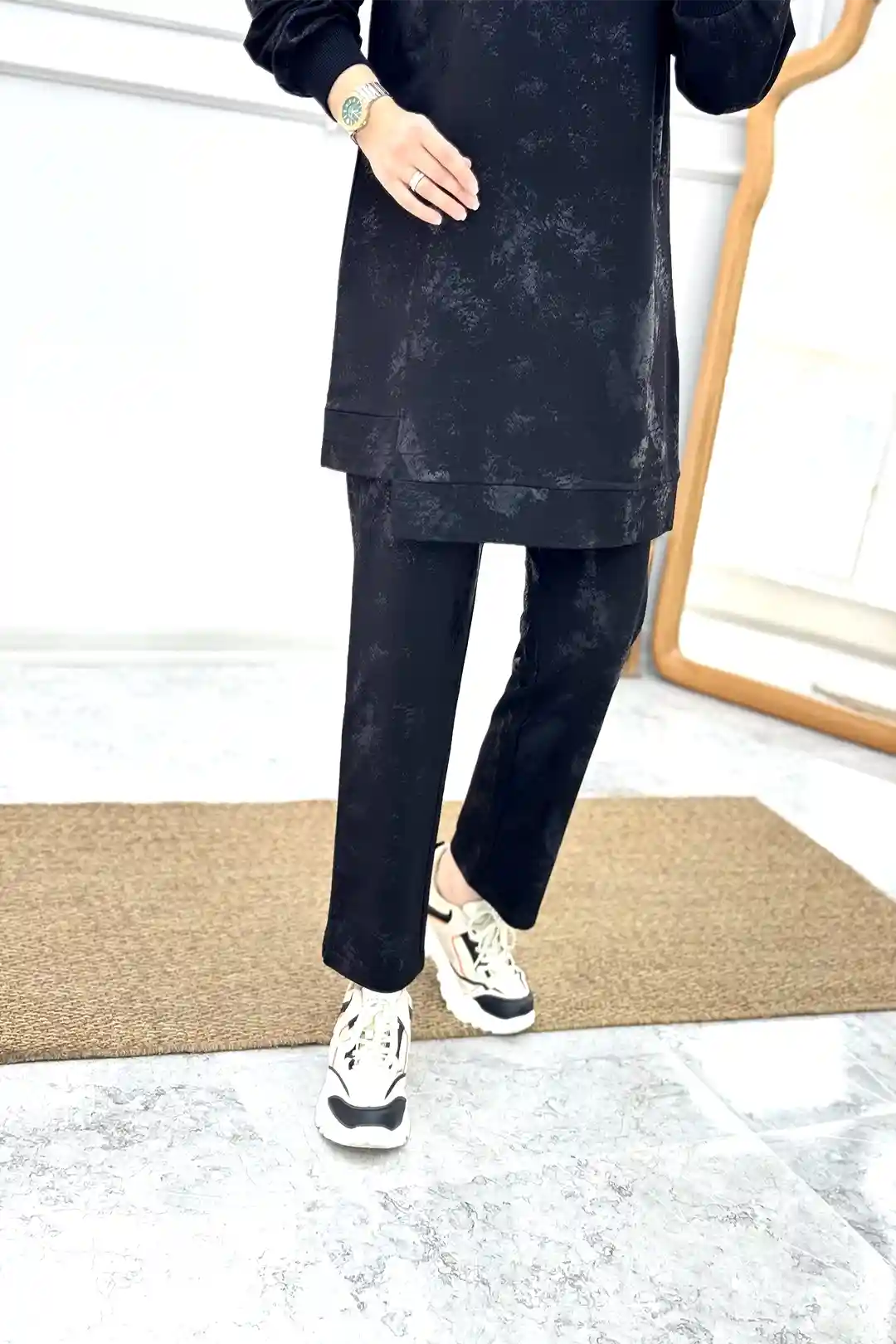 بالجملة بدلة مكونة من قطعتين بنمط ورق ذهبي وأكمام منخفضة من قماش قطن خيطين عالي الجودة