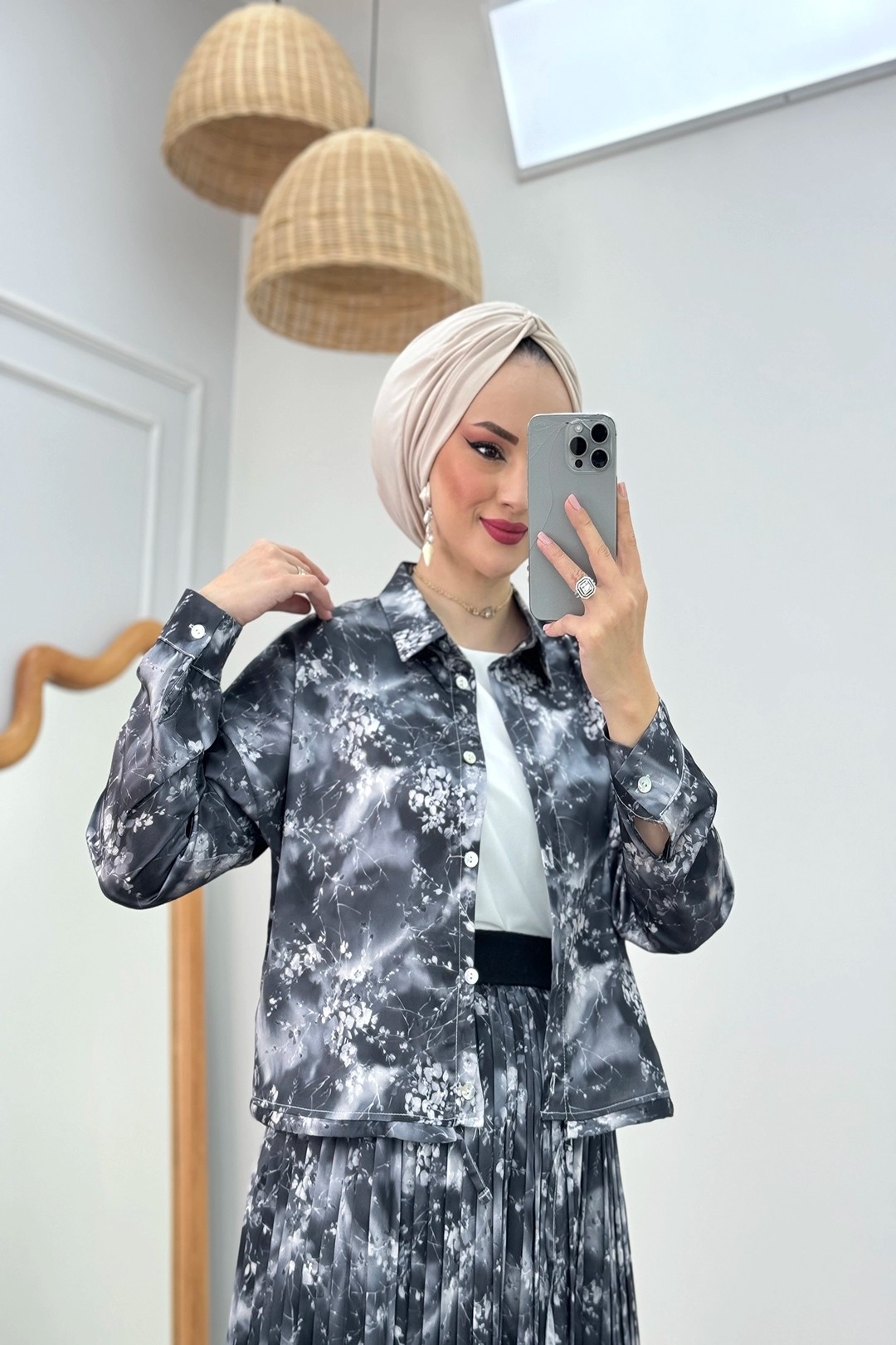 Toptan Saten Kumaş Eteği Pileli Beli İpli Etek Takım