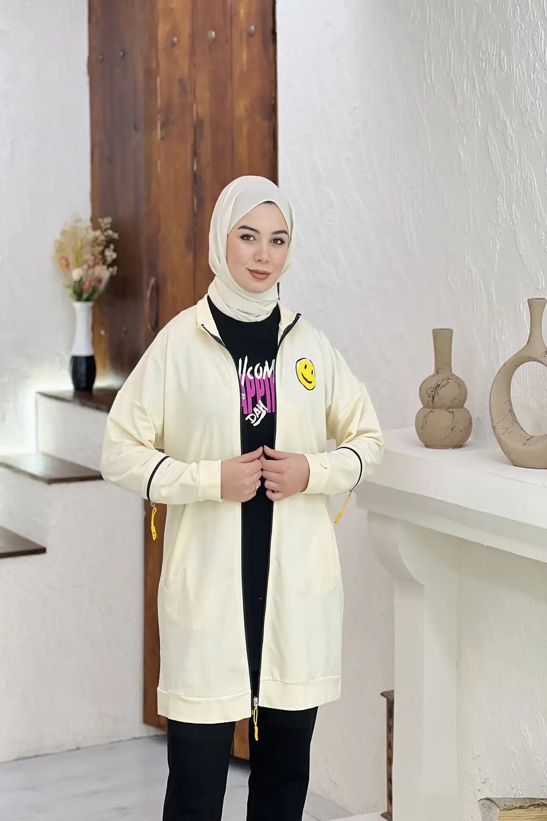 Toptan İki İplik Kumaş Smiley Detaylı Üçlü Takım