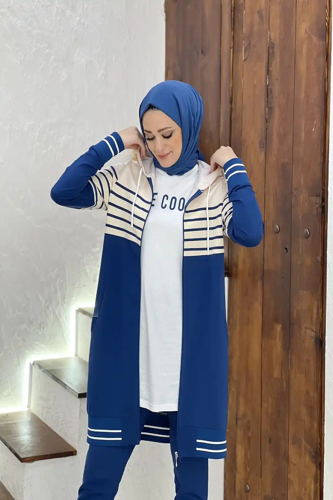 Wholesale Two-Thread Fabric Hooded Stripe Detailed Three-Piece Suit - Indigo