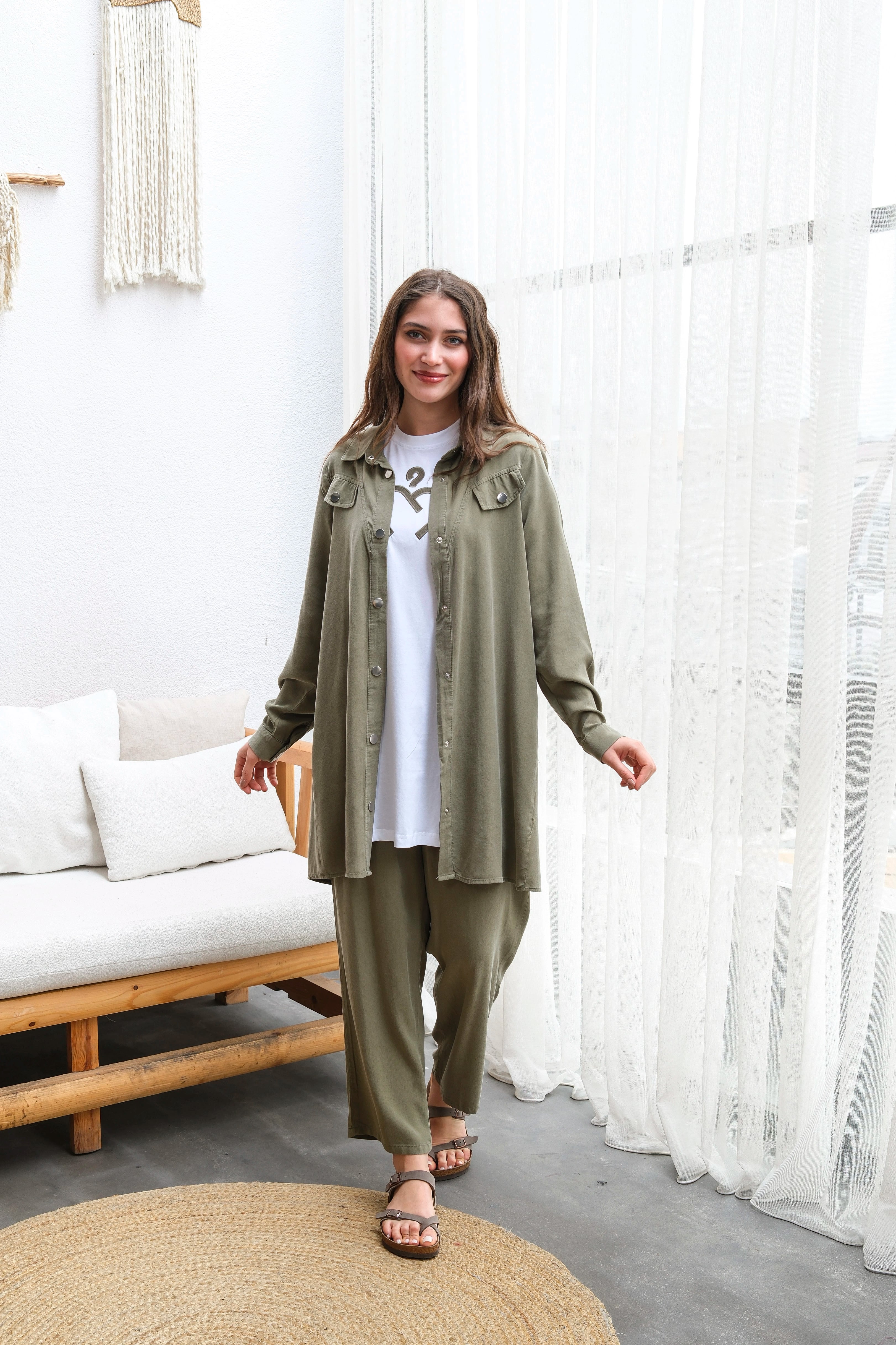 Toptan Ham Tensel Kumaş Cep Detaylı Çıtçıtlı Üçlü Takım