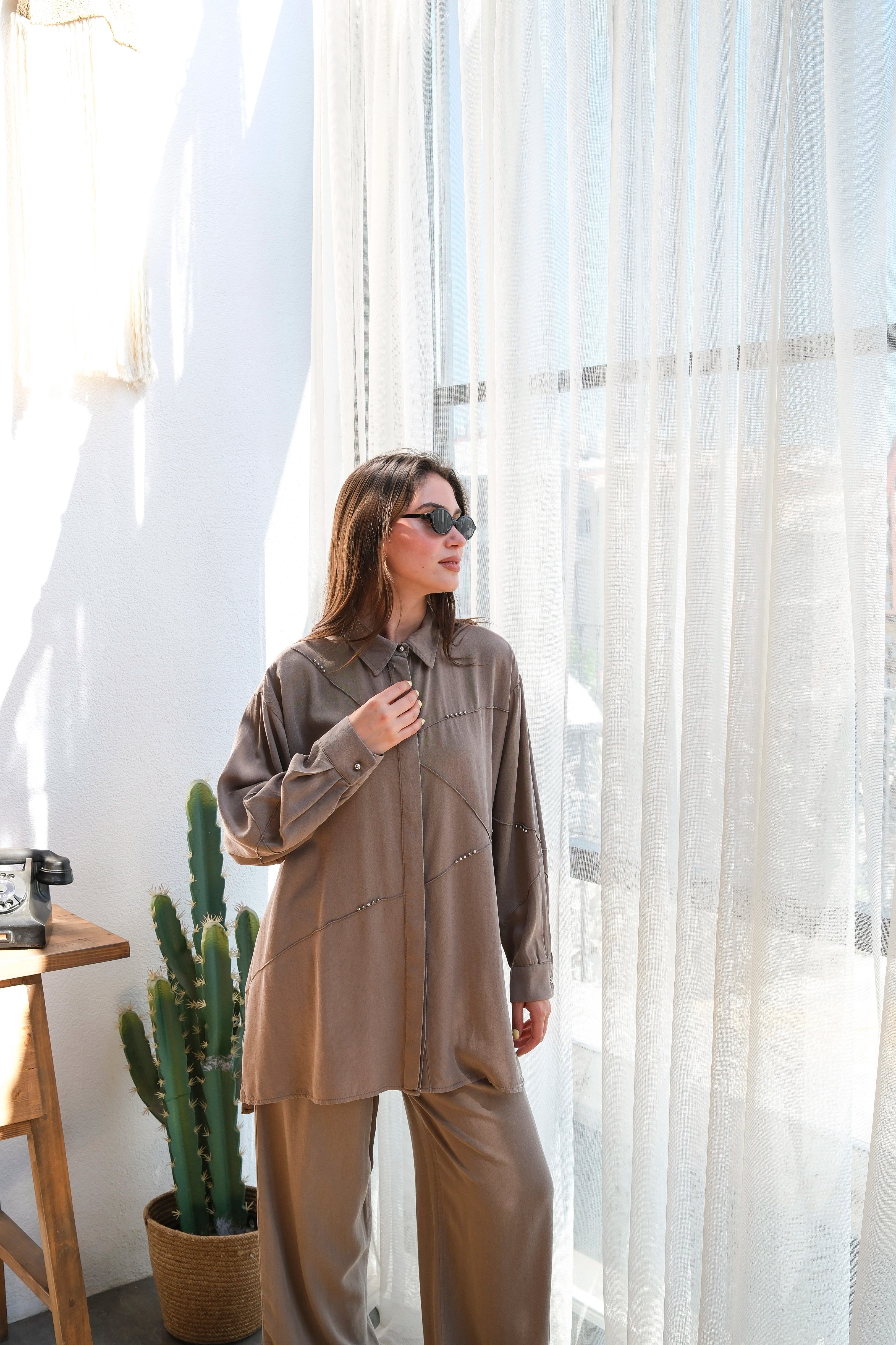 Wholesale Tencel Fabric Sewing Detailed Two Piece Suit - 10658 Product Information - Mink