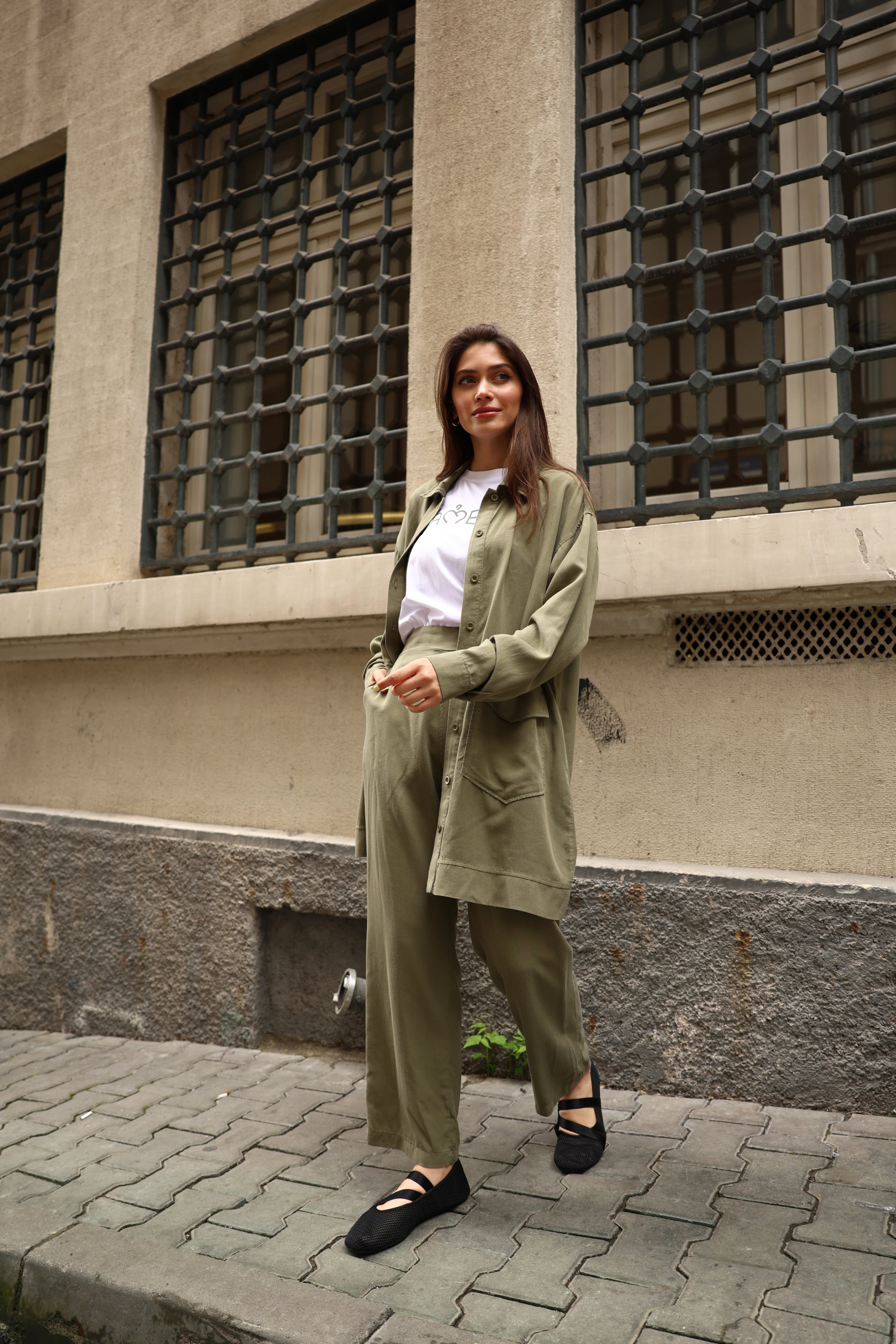 Toptan Tensel Kumaş Cepli Düğmeli Battal Beden Üçlü Takım