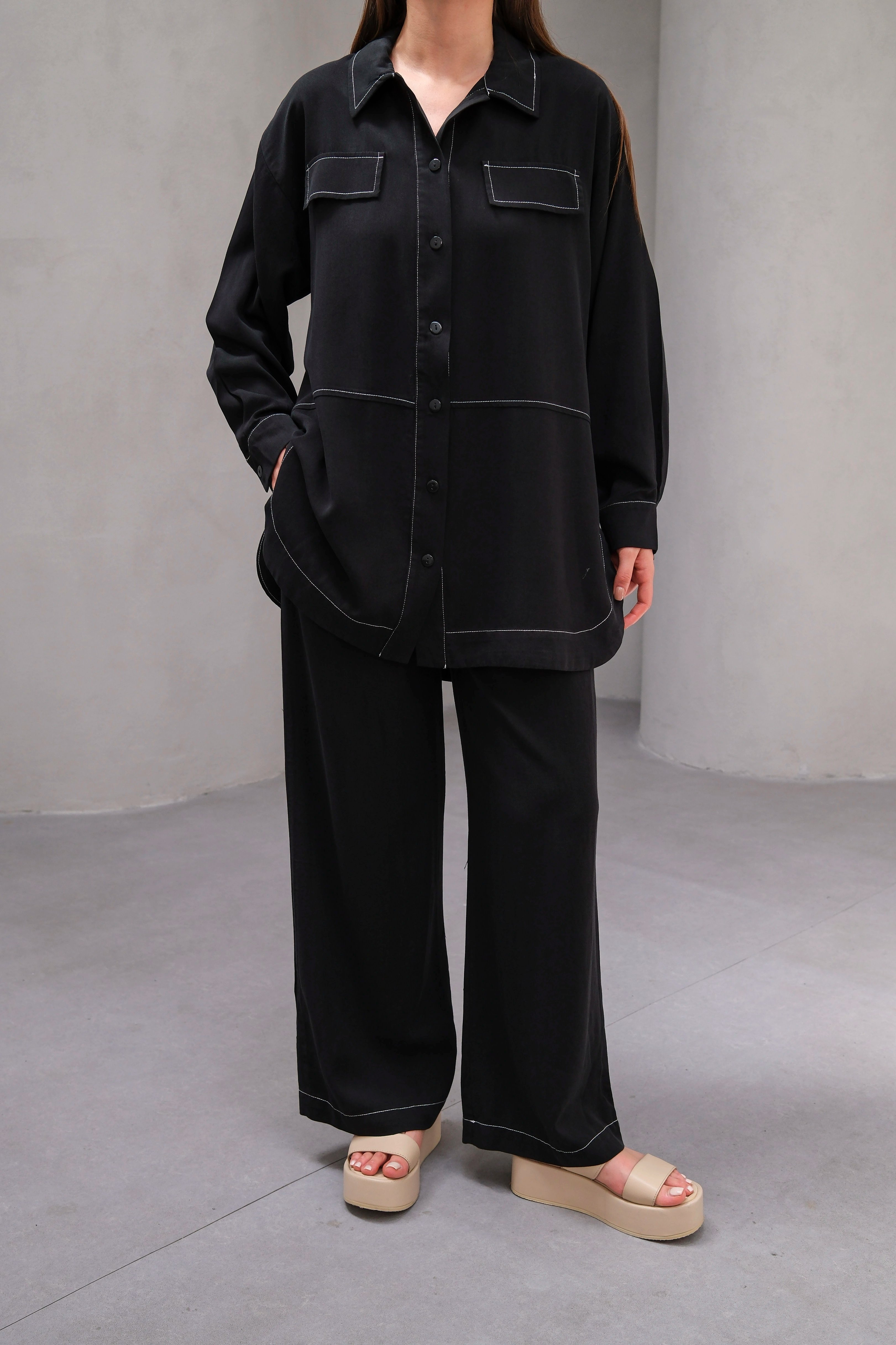 Wholesale Tencel Fabric Buttoned Flap Pocket Two Piece Suit - 10644 Product Information