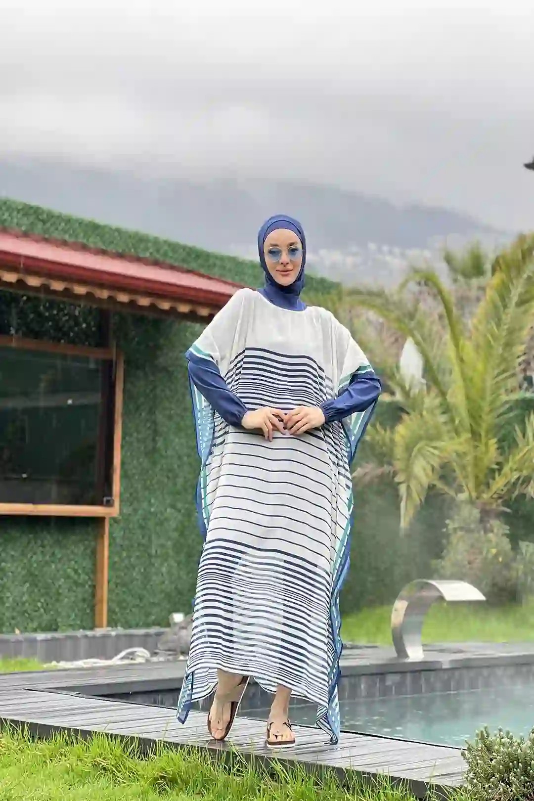 Toptan Polyester Elastan Kumaş Yan Çizgili Kolları Lastikli Dörtlü Tesettür Mayo - LACİVERT